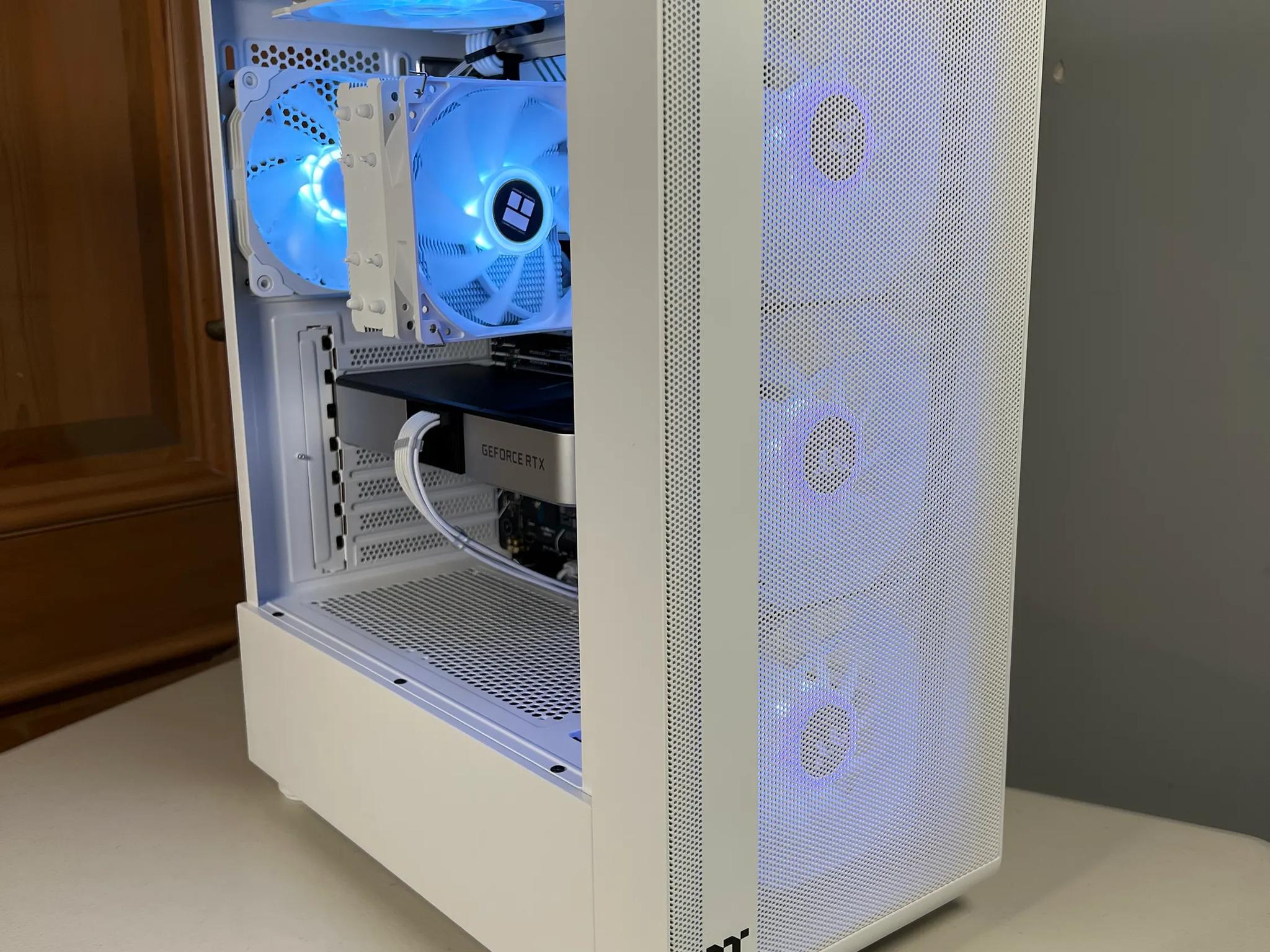 Mid Range White Gaming PC (i5-12400 + RTX 3060Ti)
