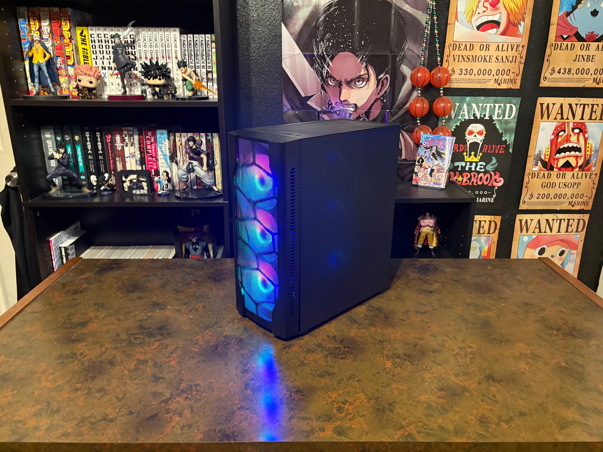 Gaming PC AMD Ryzen 5 3600 GTX 1080 RGB Glass Panel Windows 11 Smooth Gameplay