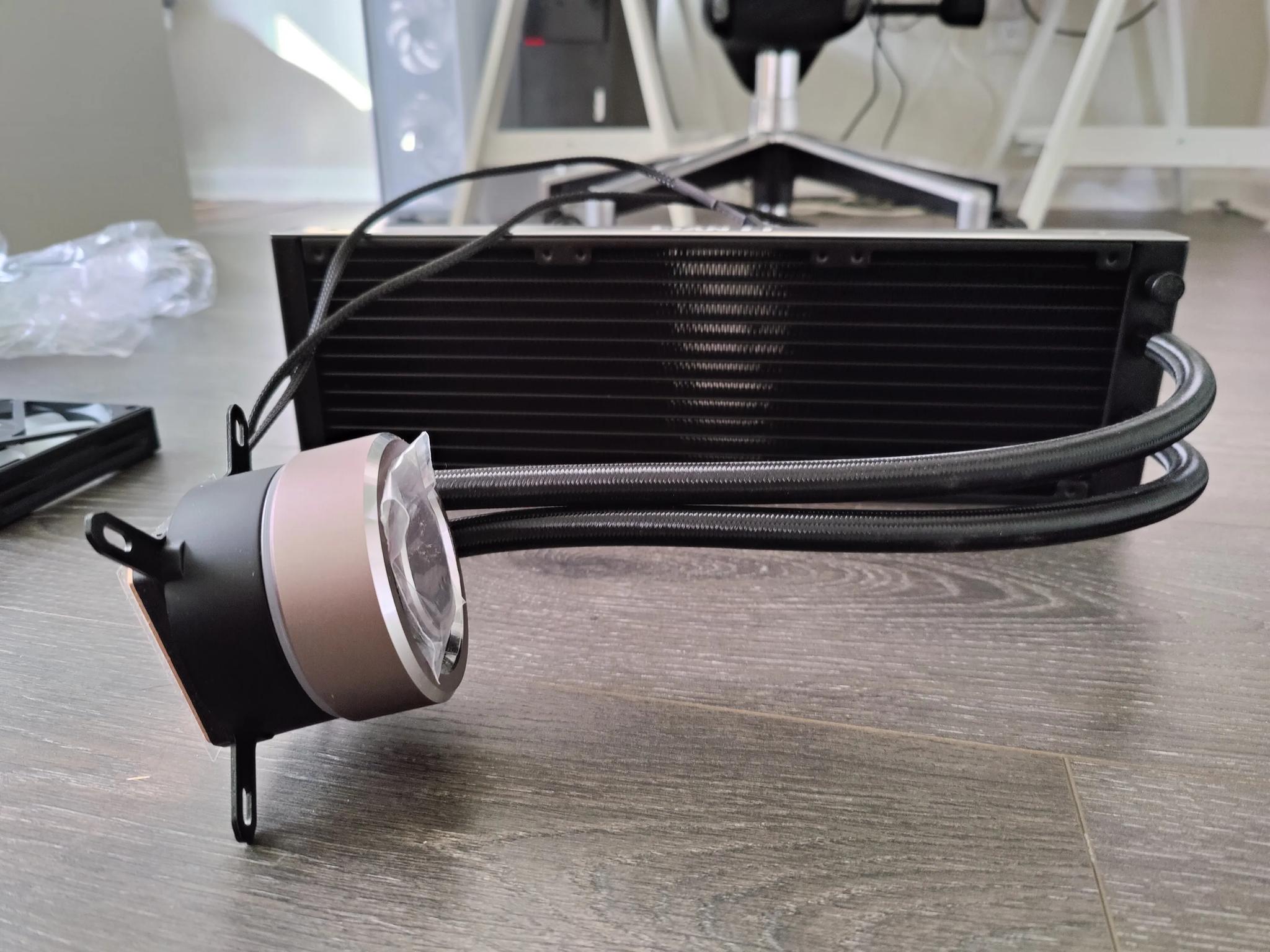 Lian Li Galahad 360mm AIO - Black