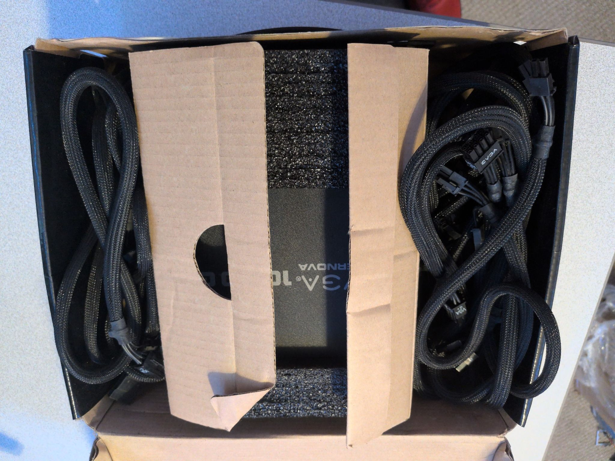 EVGA SuperNOVA 1000 G+ 1000W Gold Modular PSU Box Cables