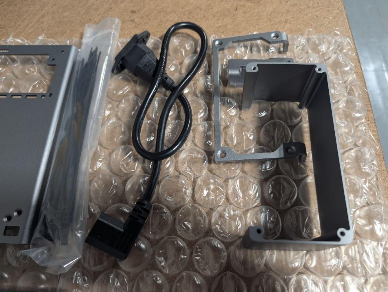 XWORKS 70 xFrame Small Form Factor Open Air Case