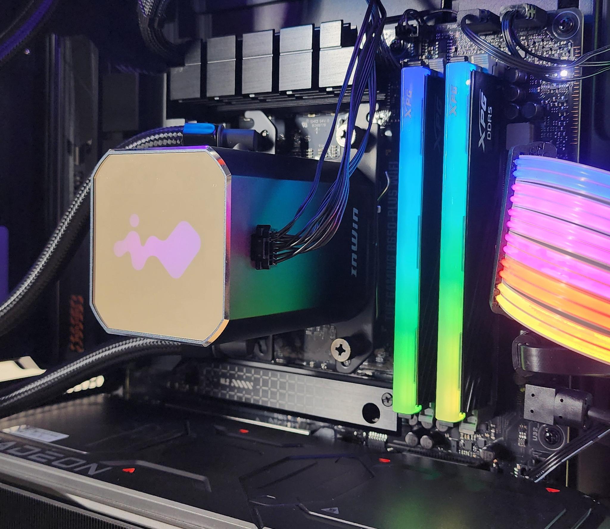 Gaming PC Ryzen 7 7700X 32GB RAM 2TB SSD RX 7900 XT 20GB Windows 11 Computer