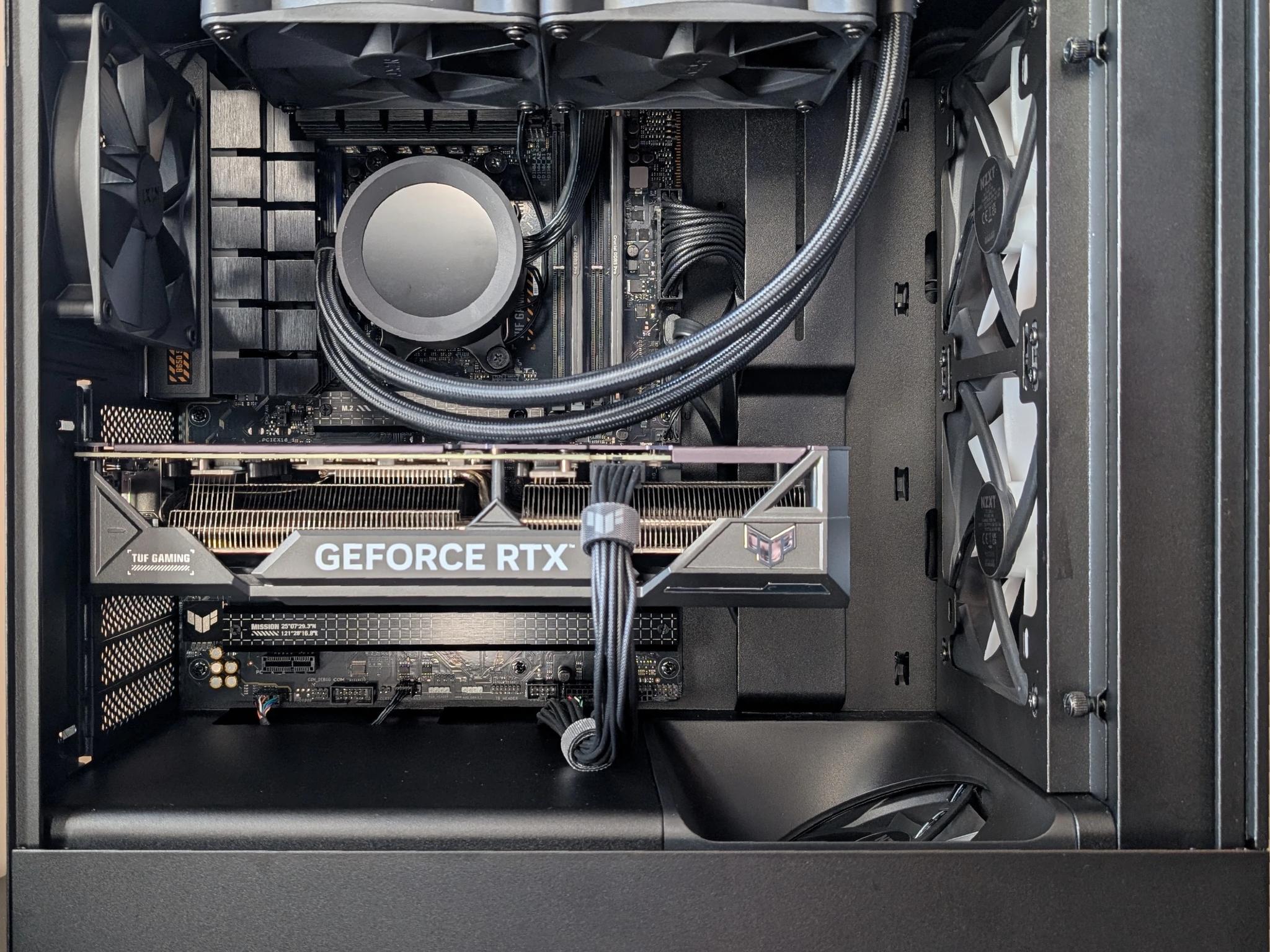 |AMD Ryzen 9 9700x|ASUS TUF 4070 Ti OC|32GB DDR5|1TB SSD|