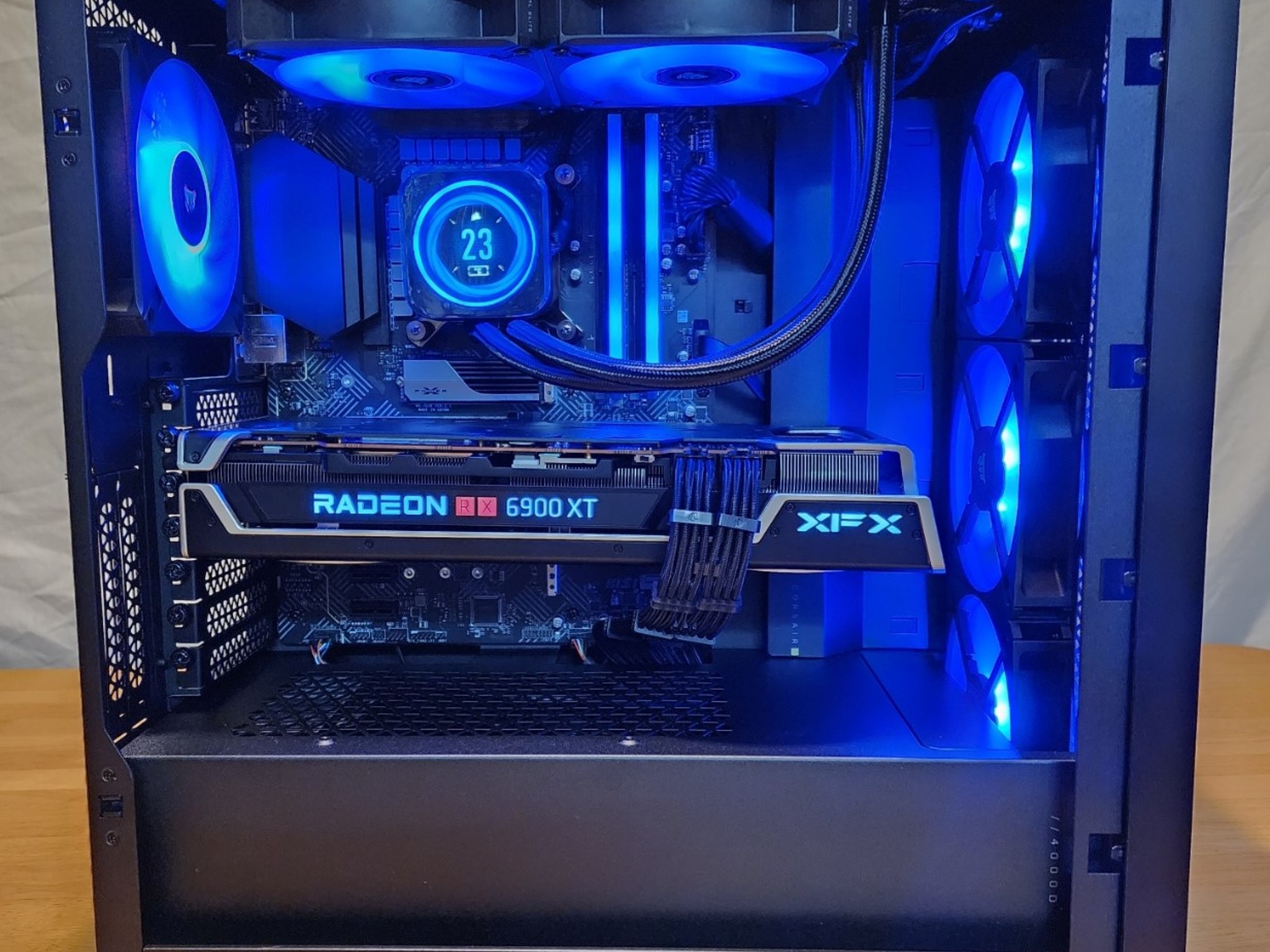 Complete Corsair Liquid Cooled 1440P/4K Gaming Setup - READ DESCRIPTION!!!