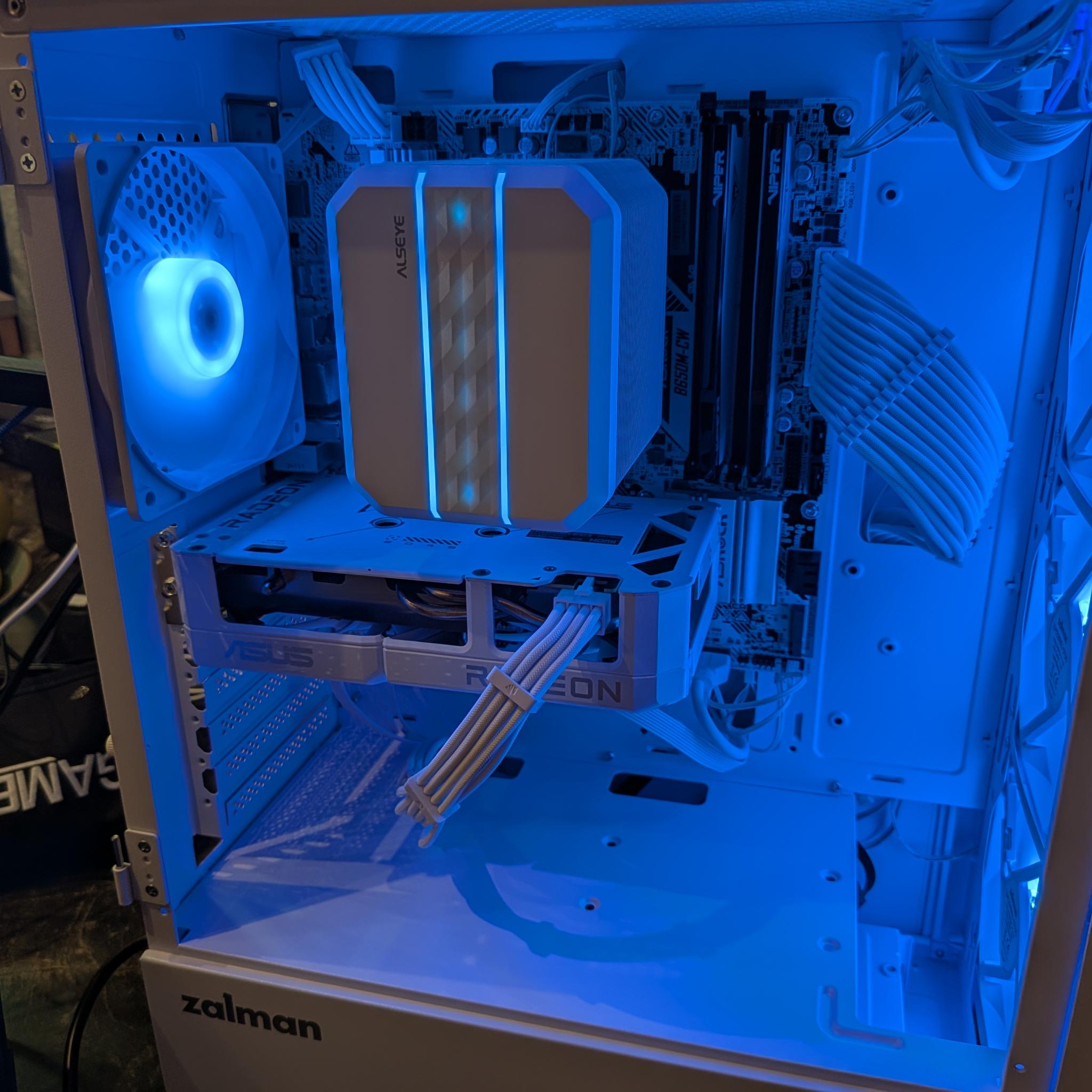 1440p Blizzard - Ryzen 7 7700, RX 9060 XT 16GB, 32 GB DDR5, 2 TB Gen 4 NVME, RGB
