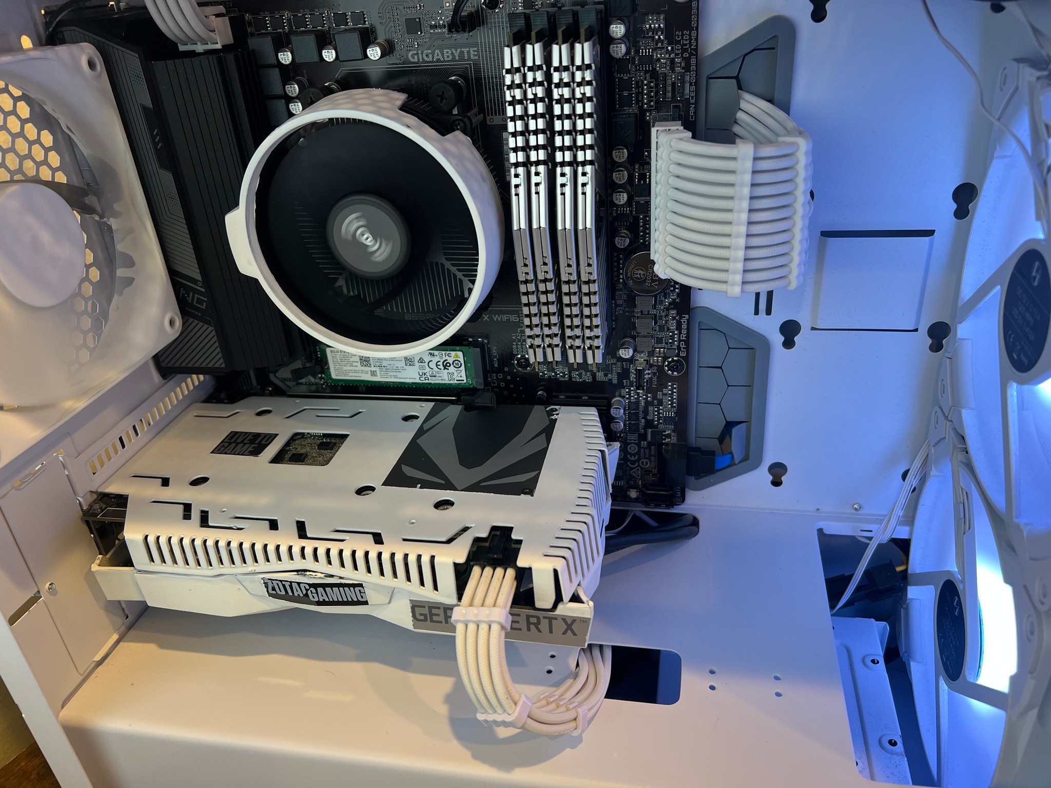 ⚪RTX 2060 Super❄️ | Ryzen 5 5500 | 16gb RAM | 750gb Storage | WIFI | Win 11 | 1080p budget PC