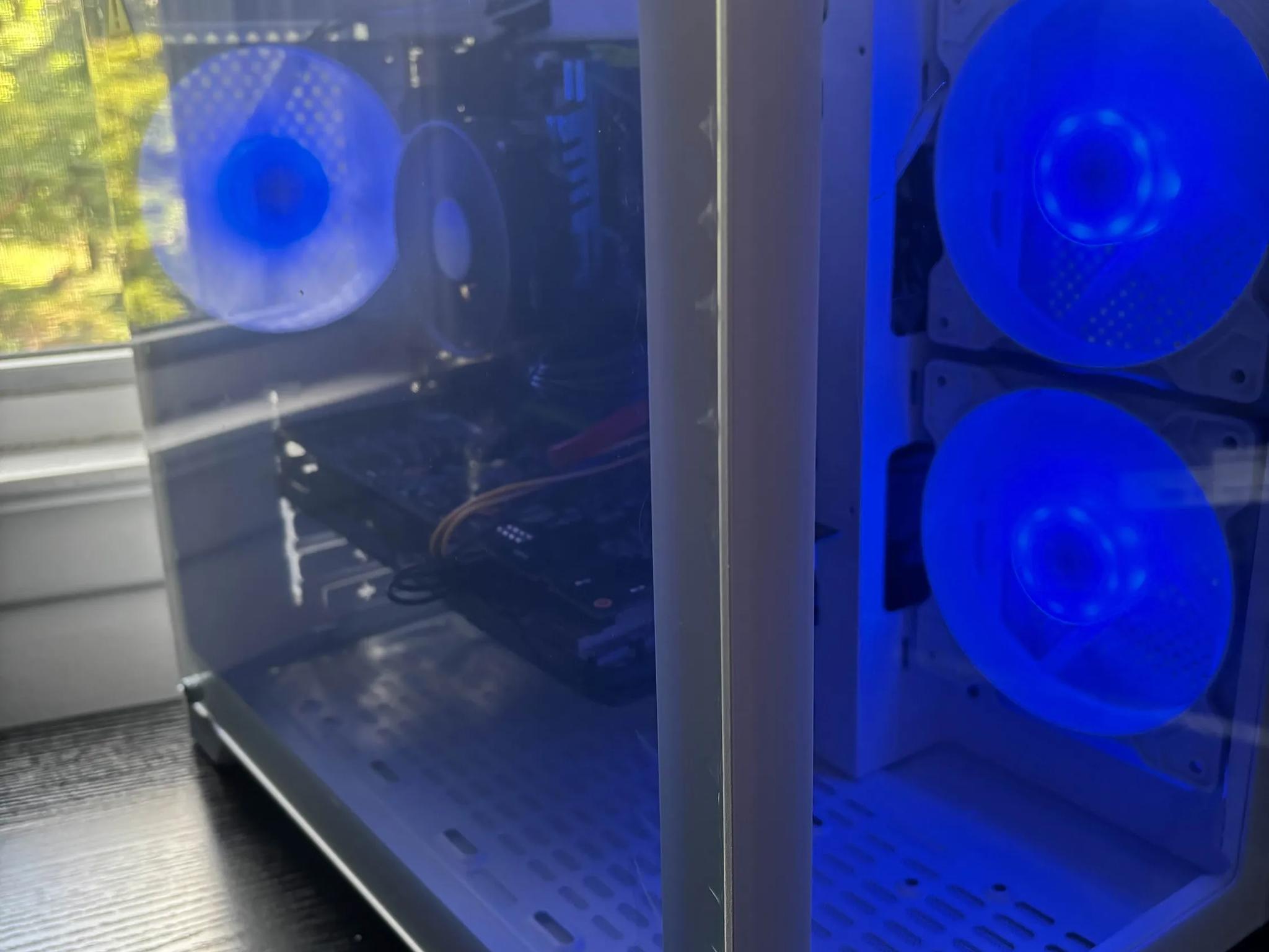 GAMING PC i5 16GB NVIDIA GTX 950 RGB Lighting RGB Fans Computer