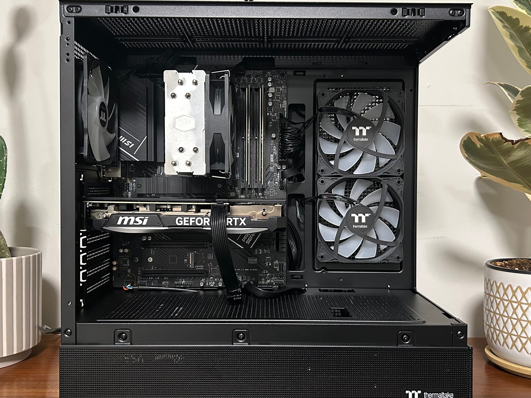 RTX 4070 | Ryzen 5 7600X | 32GB DDR5 | 2TB NVMe | WiFi | Windows 11 Pro