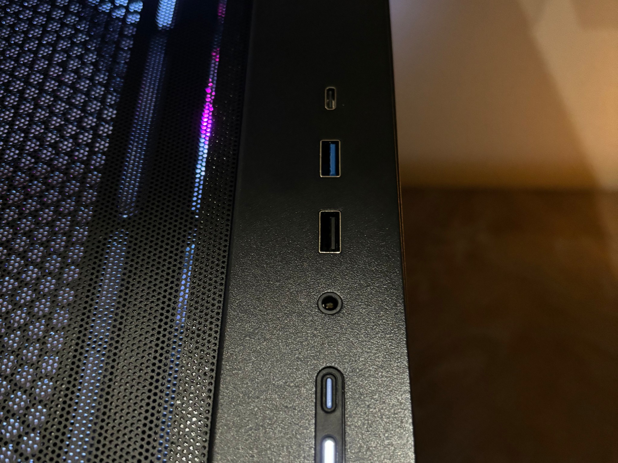 GTX 1080 | Ryzen 5500 | 16GB | 1TB NVMe