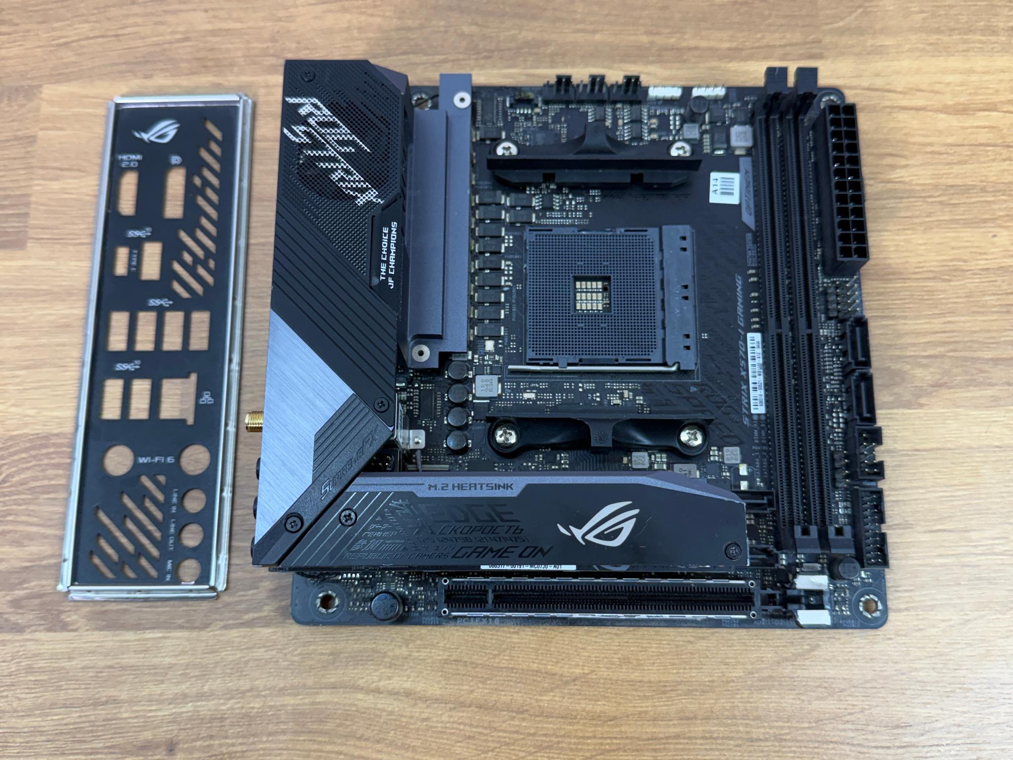 ASUS ROG Strix X570-I Gaming - Image 1