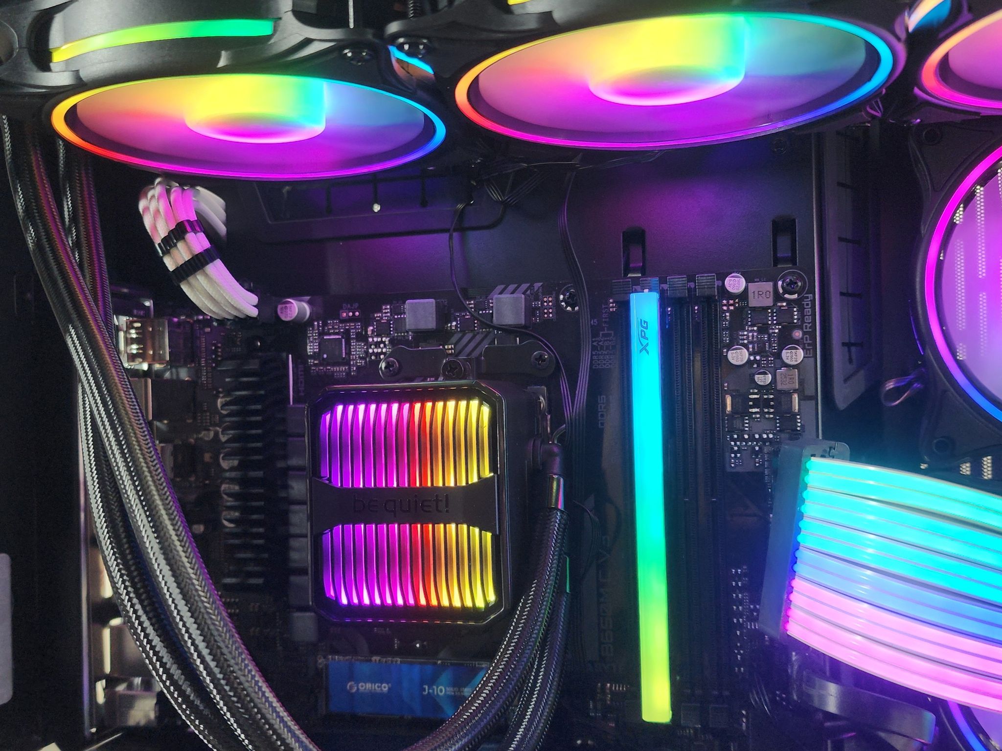 Gaming PC Ryzen 7 7800X3D 16GB RAM 1TB SSD RX 9060 XT 16GB Windows 11 Computer