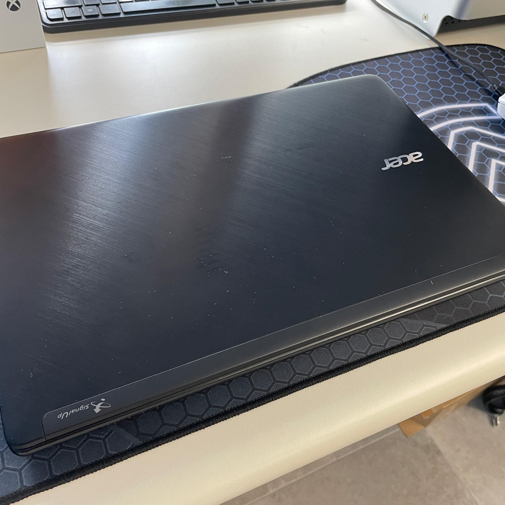 Acer Travelmate P