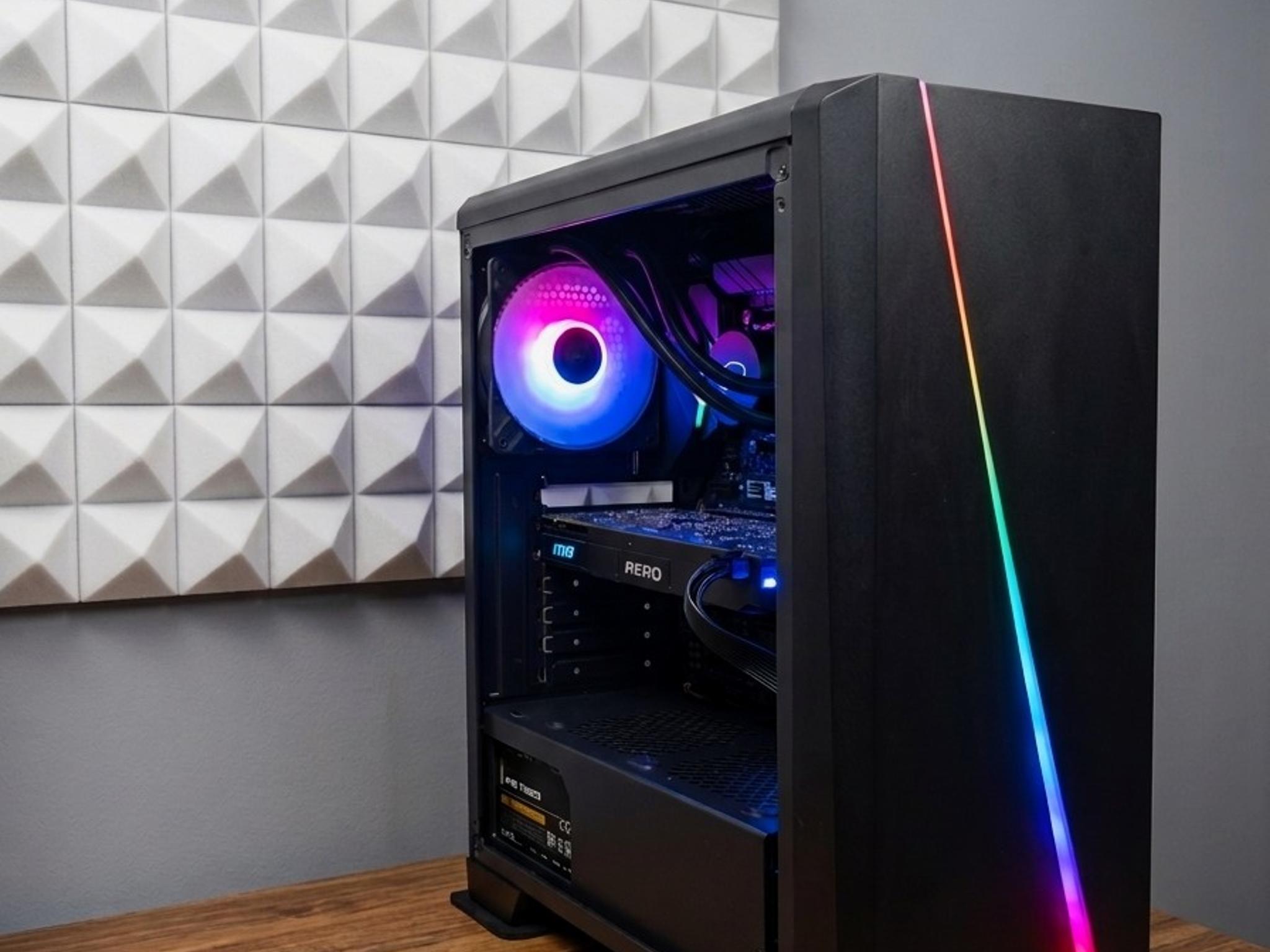 GAMING PC/GTX 1070Ti/8700K/16GB/512GB SSD/WIFI&BT