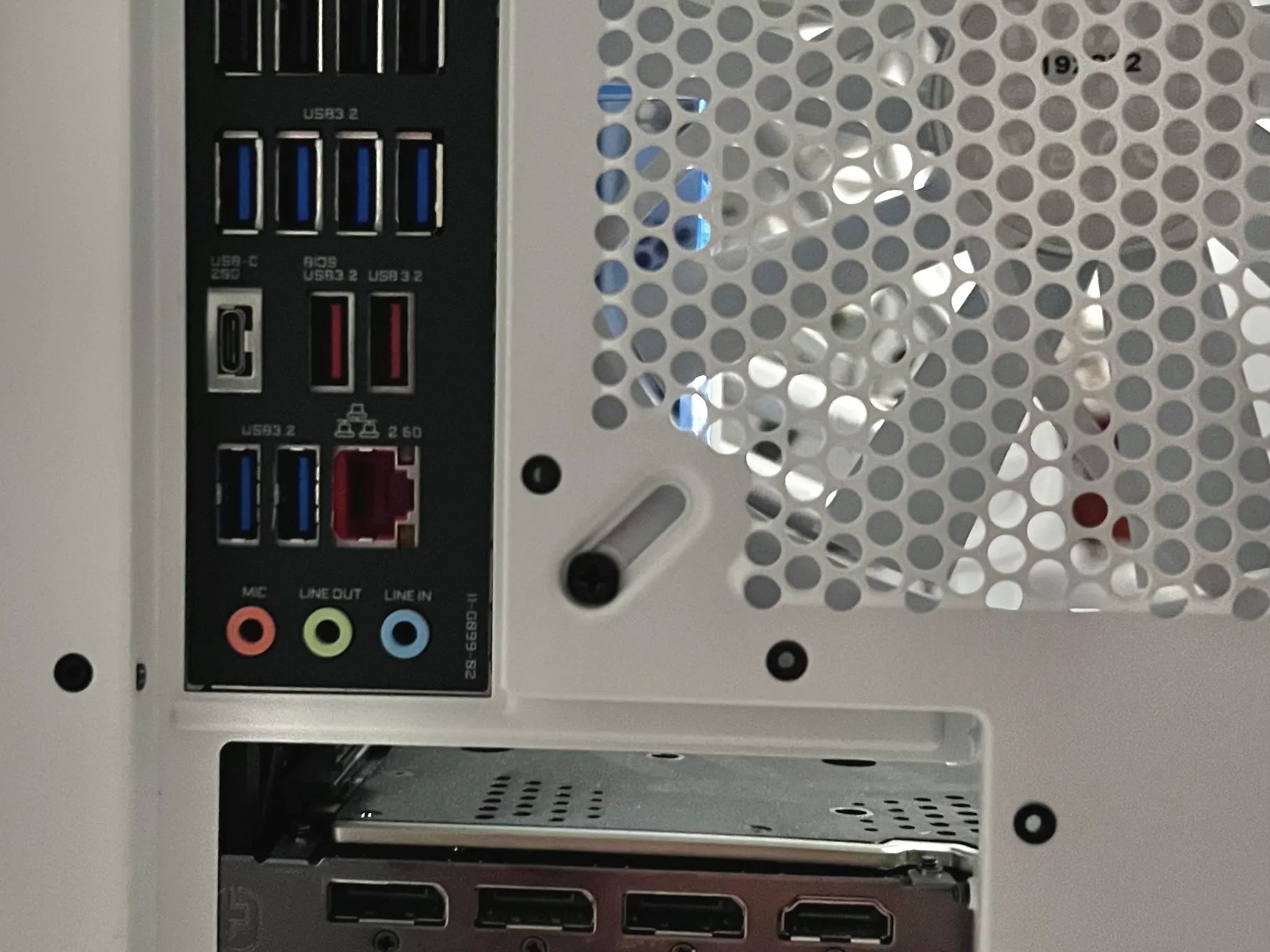 4K Gaming/Streaming PC [ Ryzen 7 7800X3D | RX6950XT ]