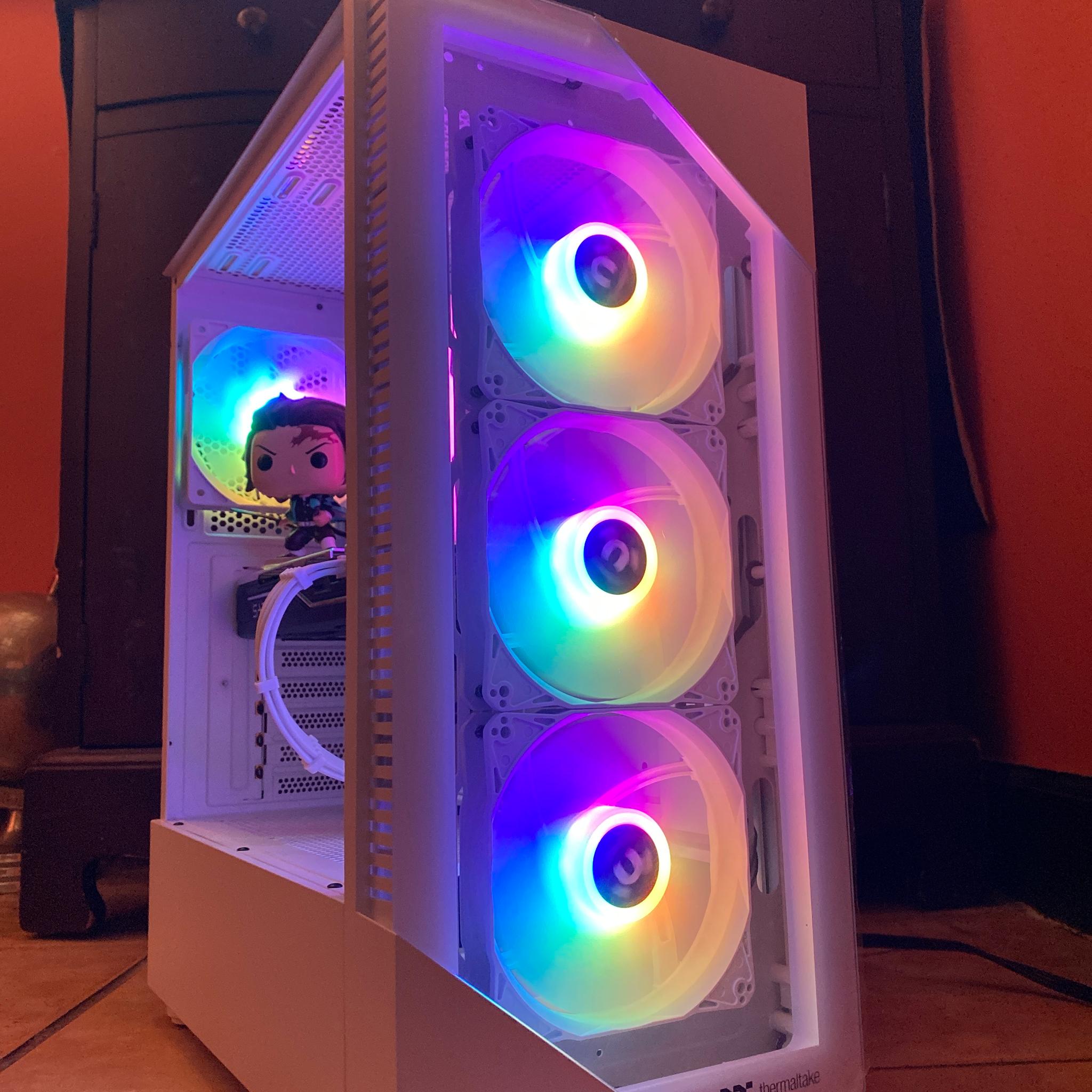 ⚪️Diablo Albus🔥🔥🔥| RX 580 8GB| Ryzen 5| 32GB TFORCE DDR4 RAM| 1TB SSD|Windows 11 Pro