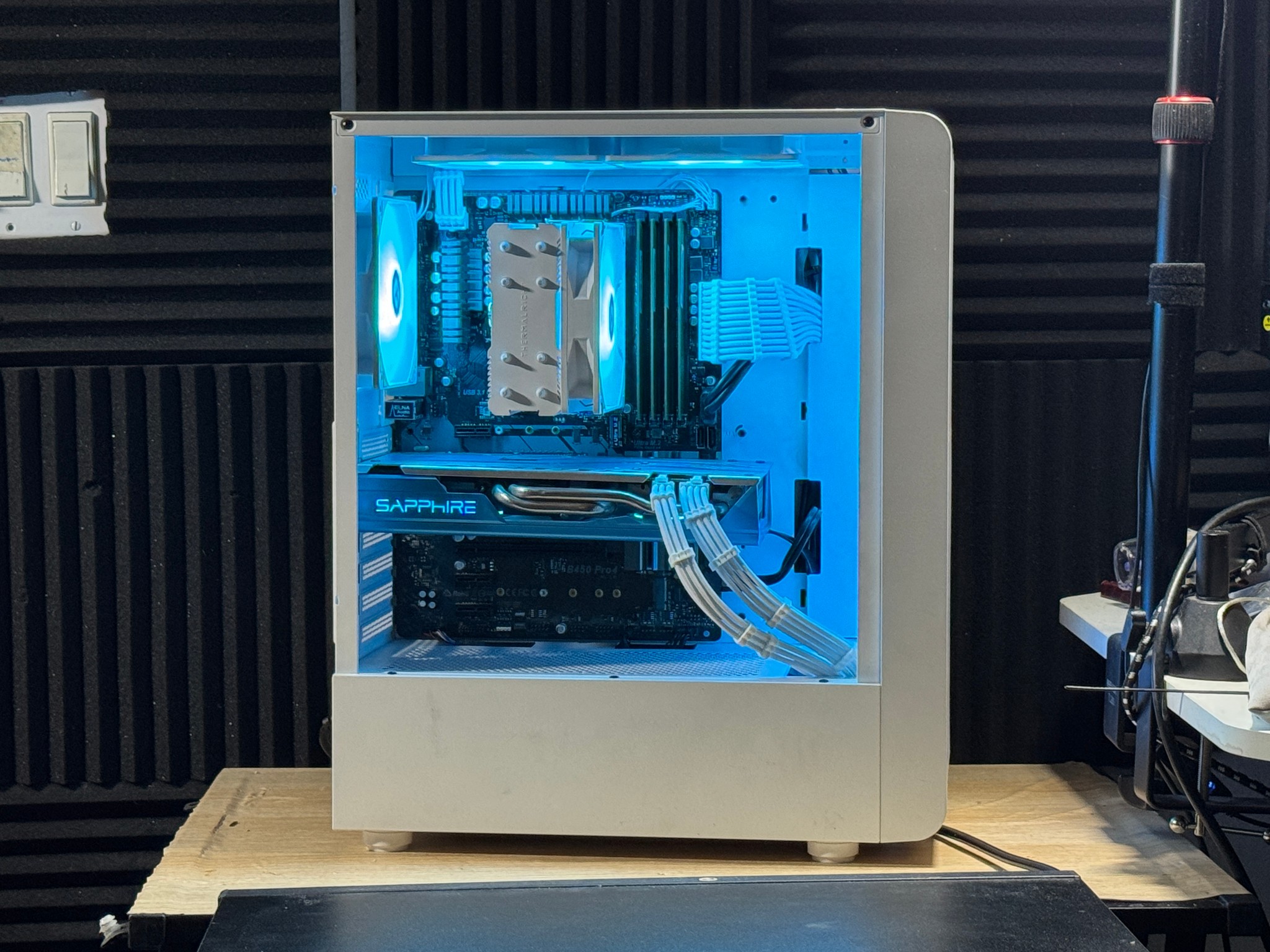 🔥⚪️ Ryzen 5 3600 |.RX 590 8GB | 16GB DDR4 | 256GB SSD + 1TB HDD