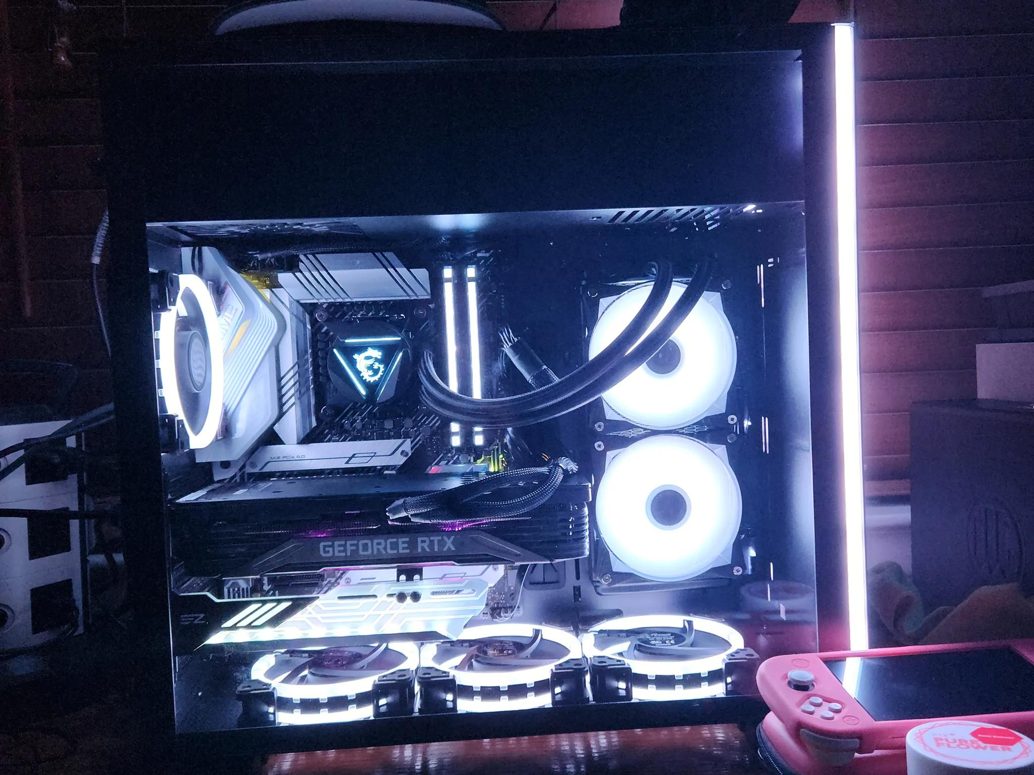 i7 11700k - RTX 4070 - 2TB Gen 4 NVME - 32GB DDR4 RAM