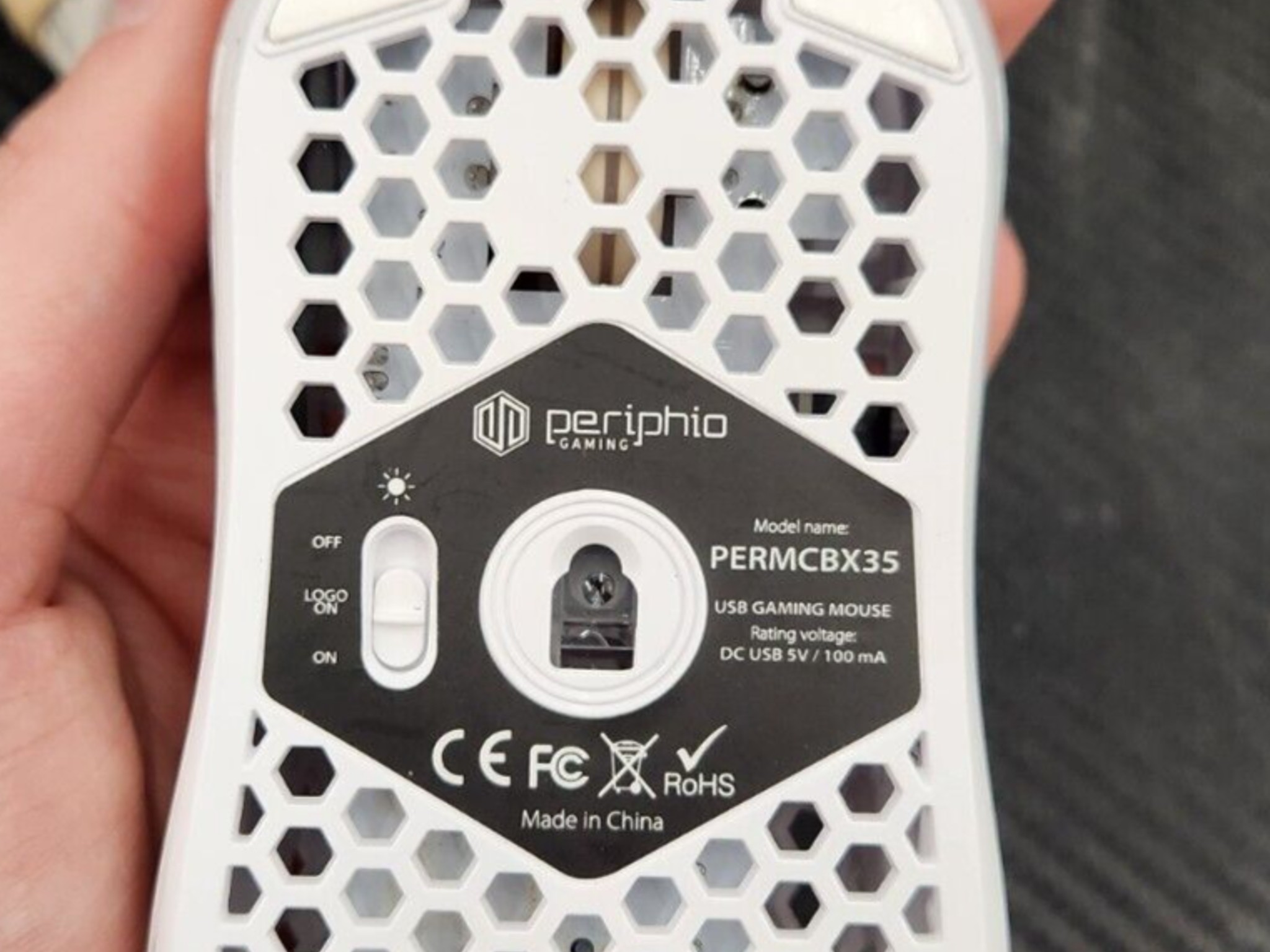 Periphio White USB Gaming Mouse (PERMCBX35)