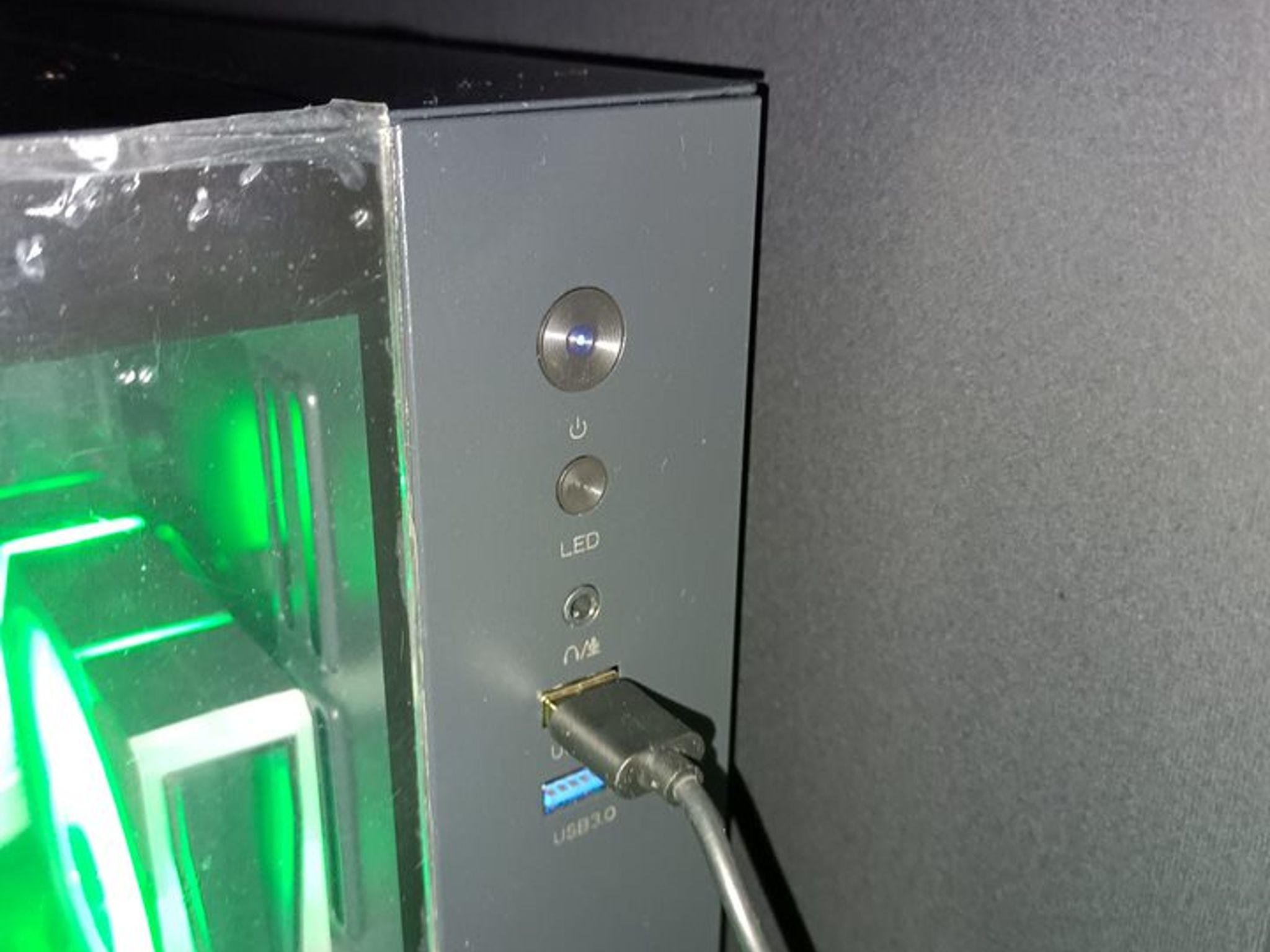 👾🧠 LOCUTUS-POWERED BORG NODE | RTX 3080 FTW3 × 32GB DDR4 × LCD Pod 🧠👾 One Cube.