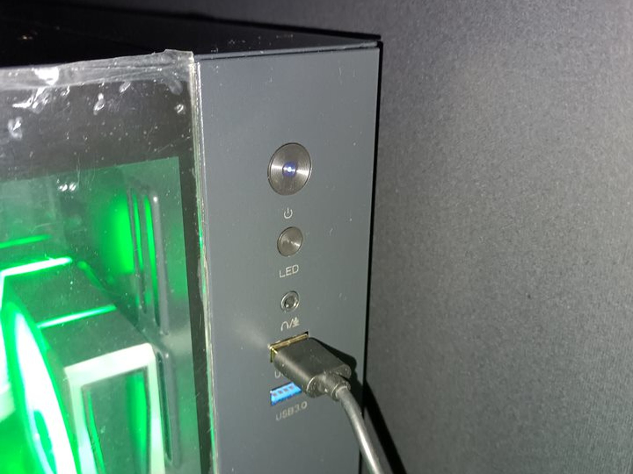 👾🧠 LOCUTUS-POWERED BORG NODE | RTX 3080 FTW3 × 32GB DDR4 × LCD Pod 🧠👾 One Cube.