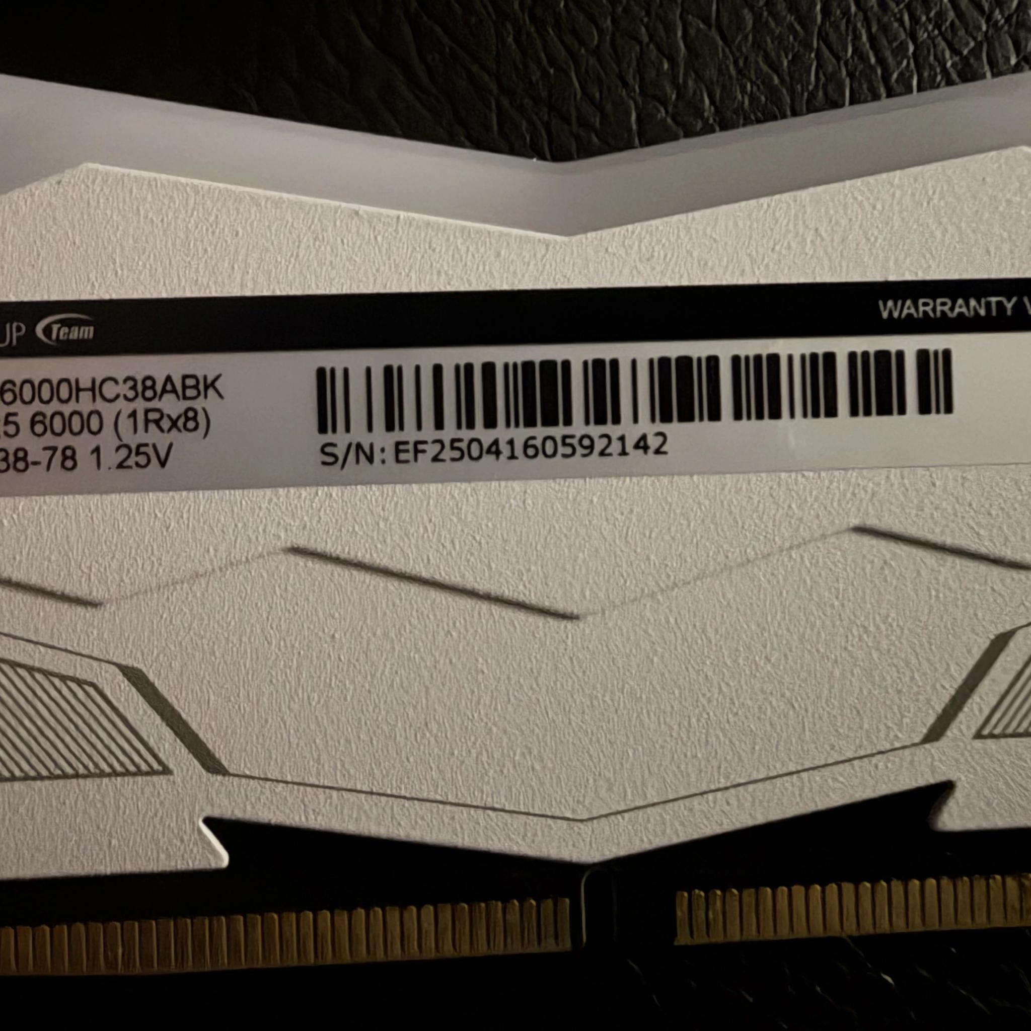 TEAMGROUP T-FORCE DELTA RGB 16GB DDR5-6000 CL38 (2x8GB) WHITE (Used)