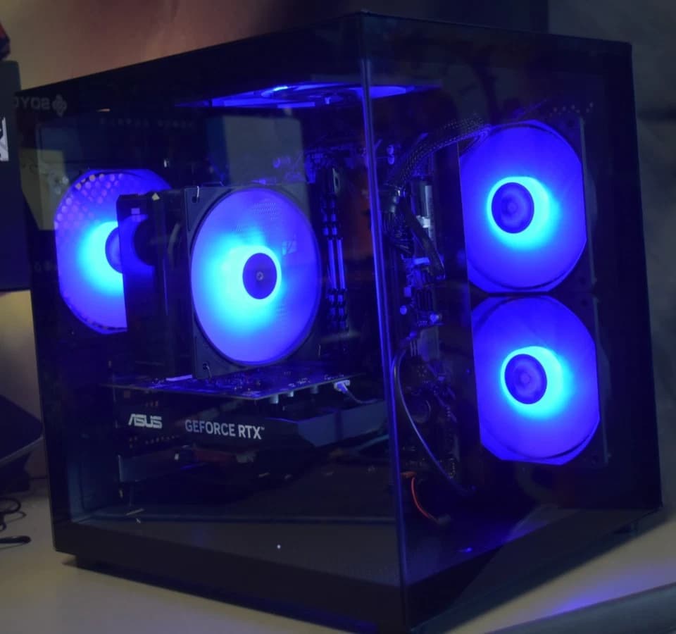 Gaming PC Intel I 5 9400 RAM 32 GBS GPU RTX 3050 Nvme 512 GB+ 500 GB SSD+ extra