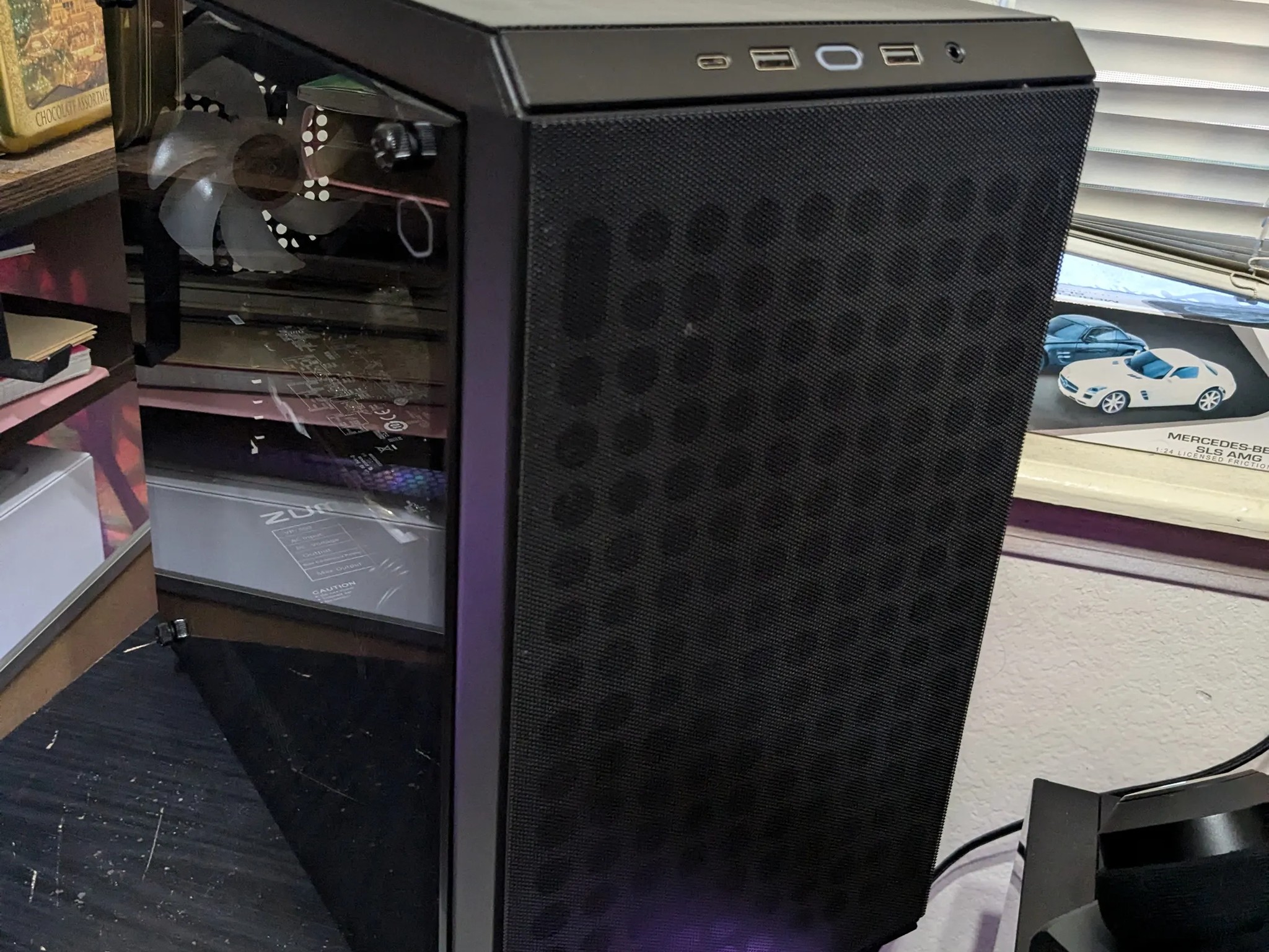 FREE SHIP || Starter Cube || i7-4790, 16GB RAM, RX 480 4GB, 512GB SSD, New PSU, WiFi, RGB, Win10