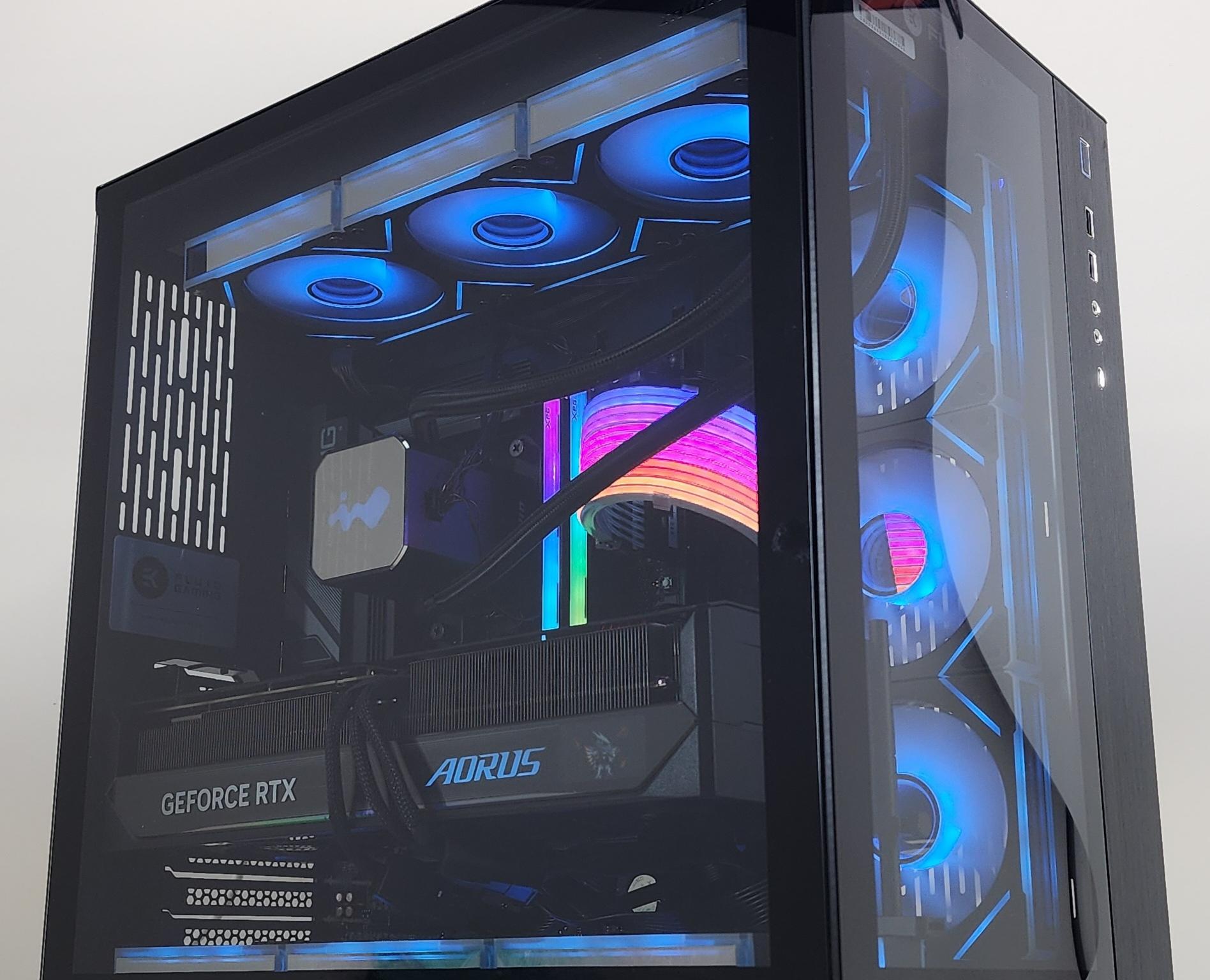 Gaming PC Ryzen 7 9700X 32GB RAM 2TB SSD RTX 5070 Ti 16GB Windows 11 Computer