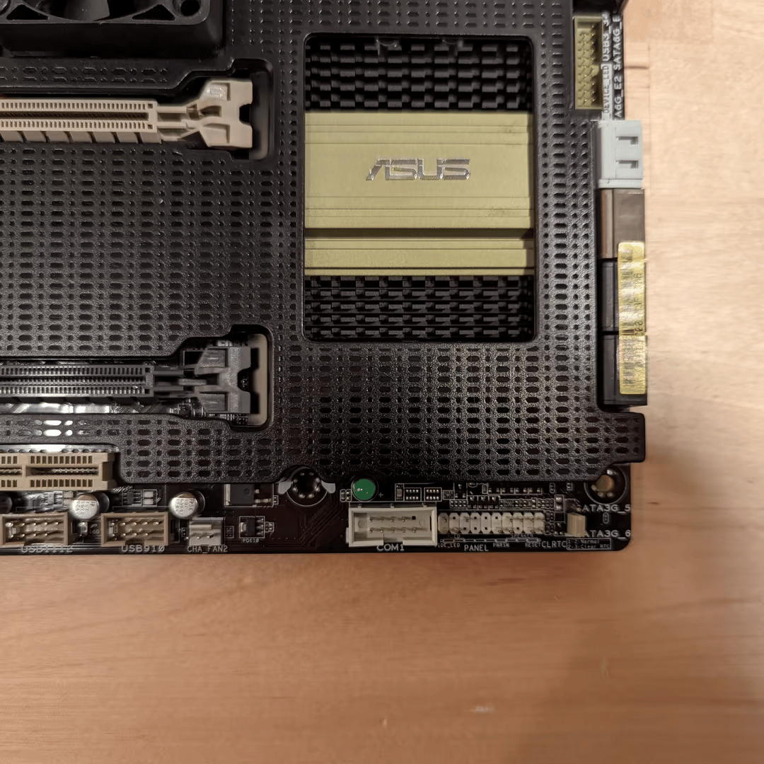 ASUS SABERTOOTH P67 Intel P67 Express LGA 1155 DDR3 Motherboard USB3.0