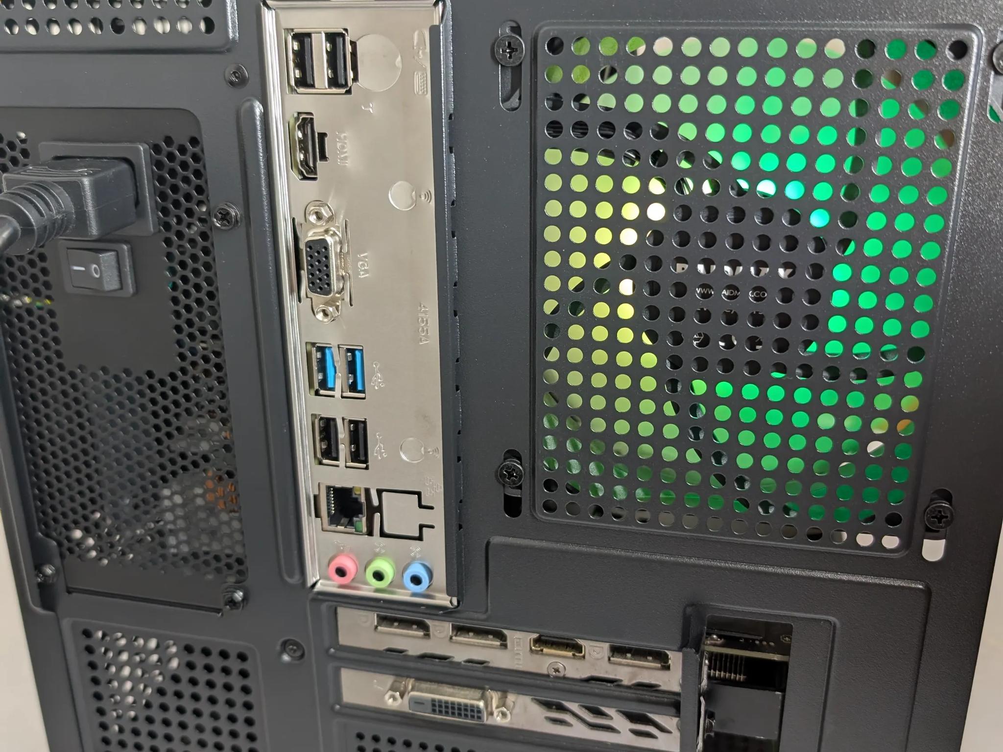 GTX 1080 | RYZEN 5 2600X | 16GB DDR4 | 500GB NVME