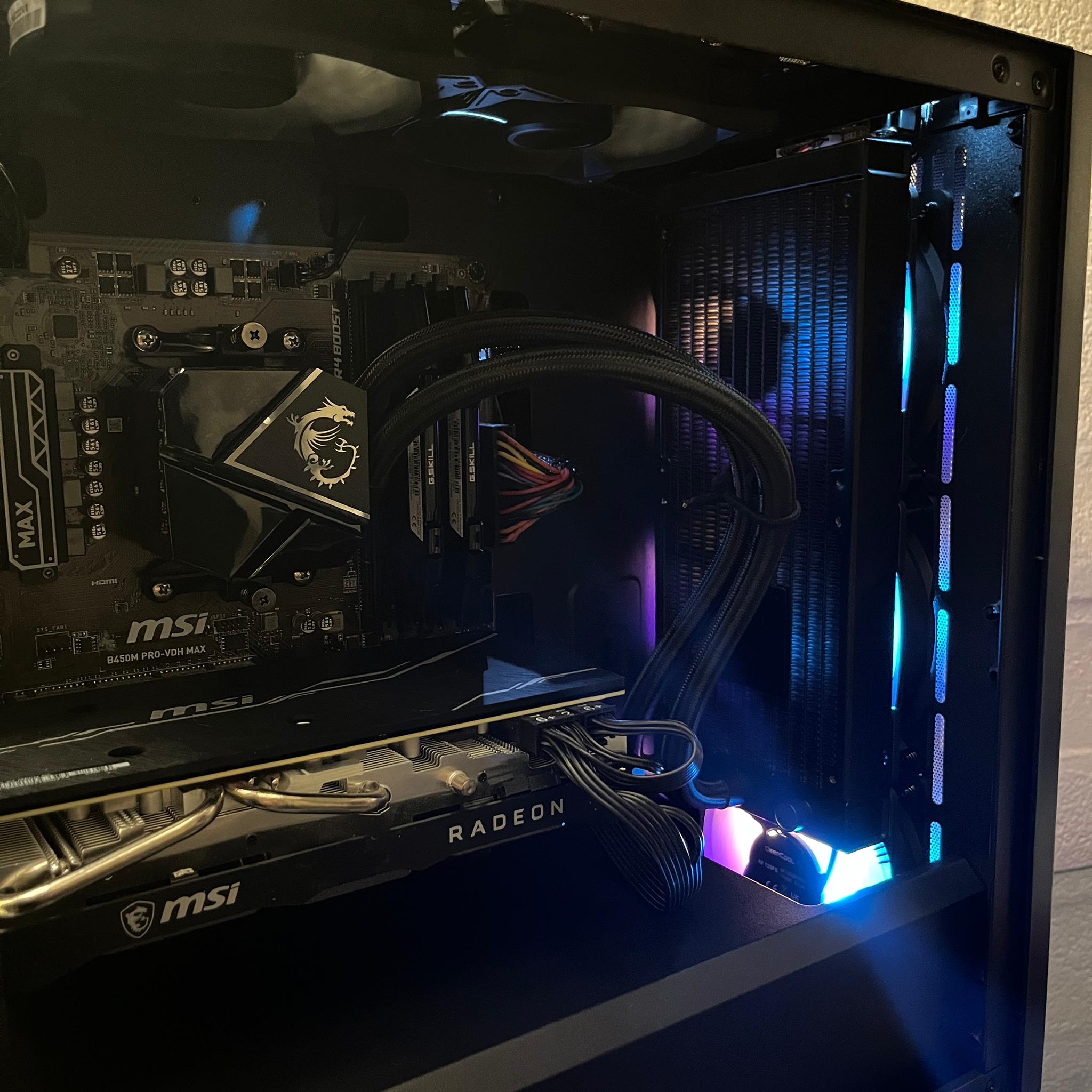 NEW/USED RYZEN 3800X CUSTOM PC