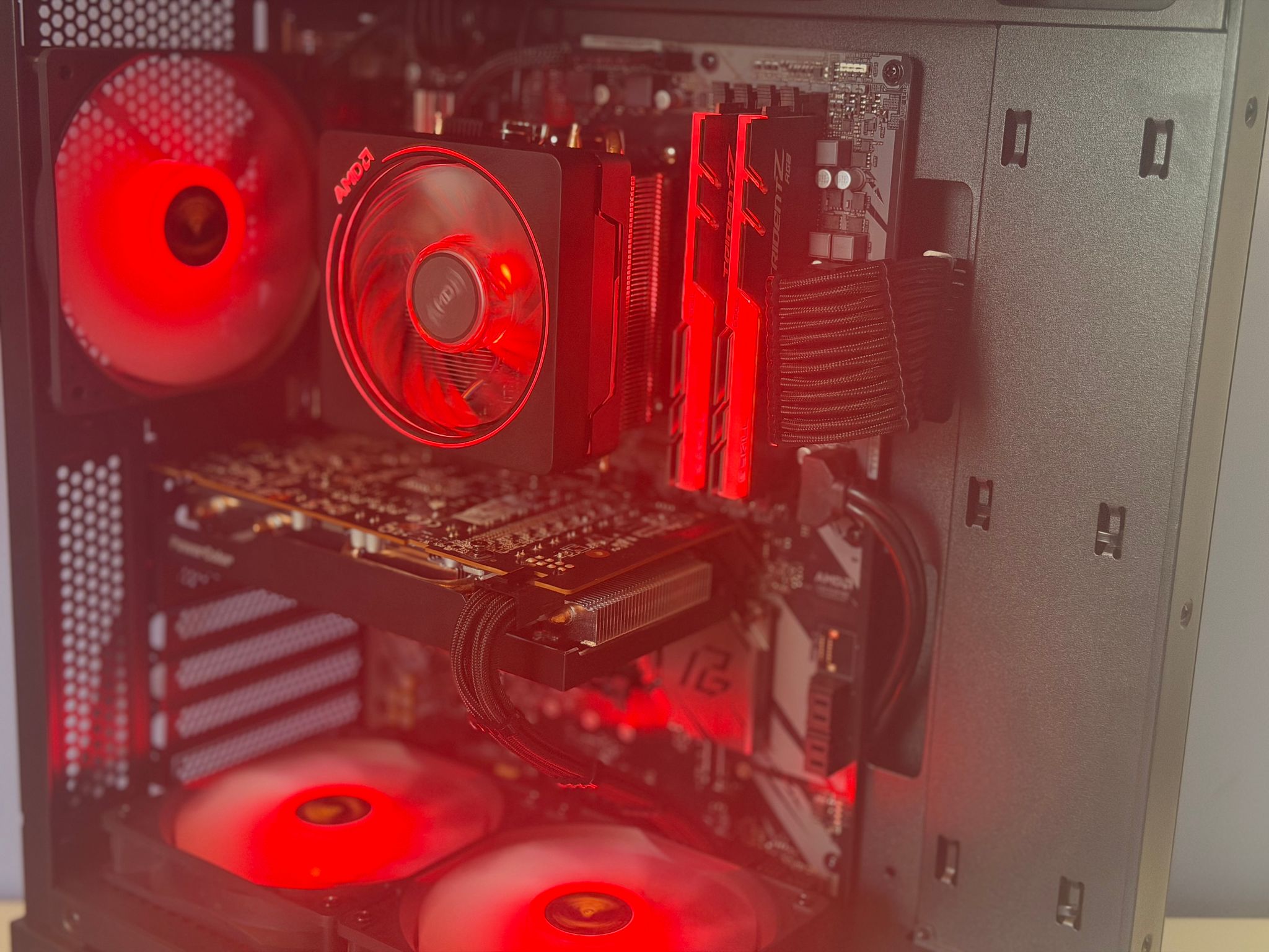 ◾️1080p Gaming PC◾️ RX 6600 XT | Ryzen 5 5500 | 16GB DDR4 | 2TB SSD