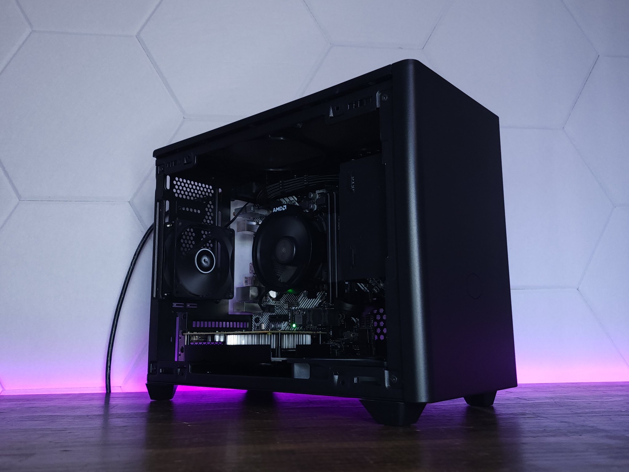 Ryzen 3 2300X | GTX 1050 | 16GB RAM | 512GB M.2 NVMe