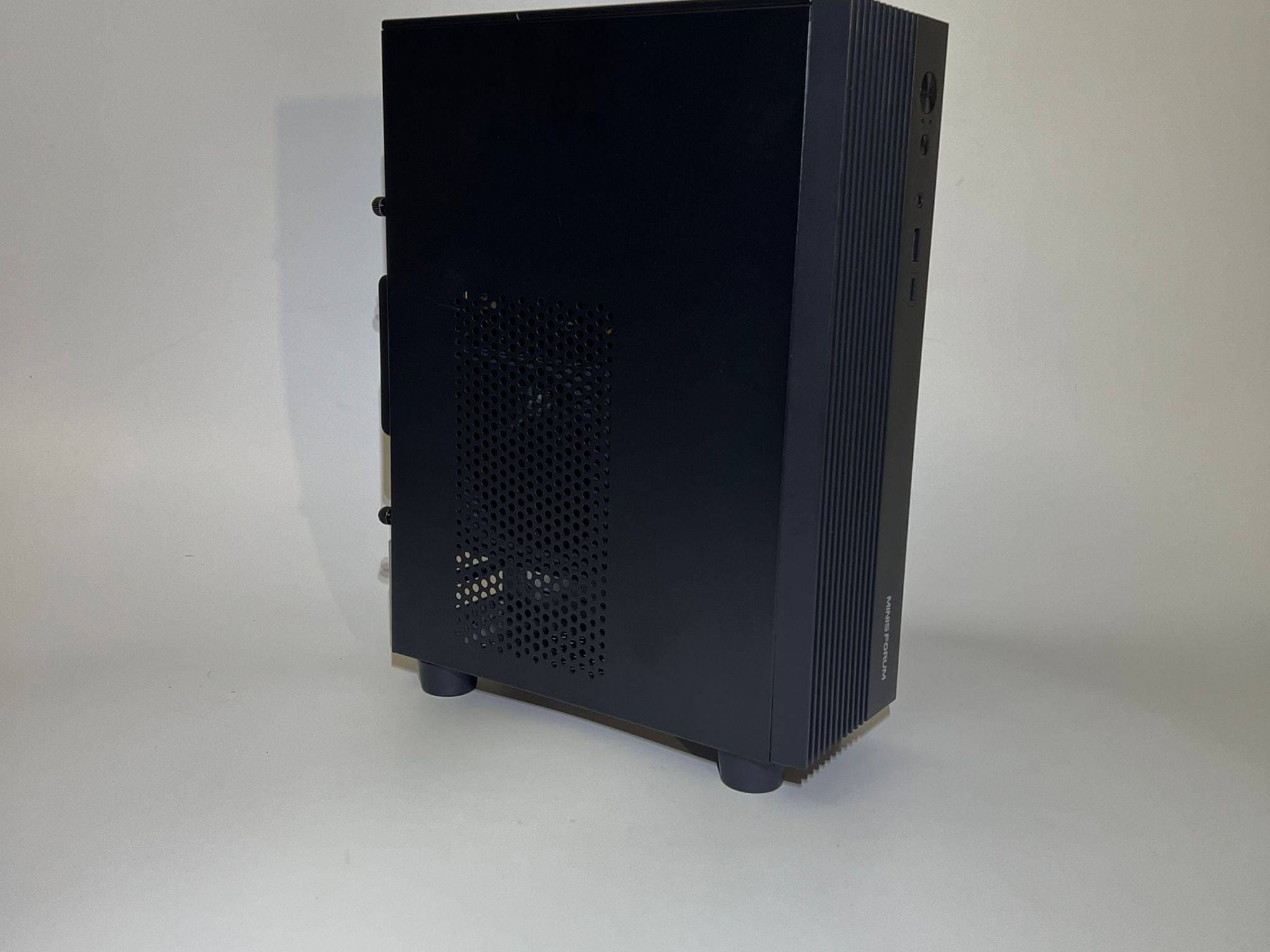 MINISFORUM 795S7 Mini Gaming PC AMD Ryzen 9 7945HX (16C/32T) Barebone Version
