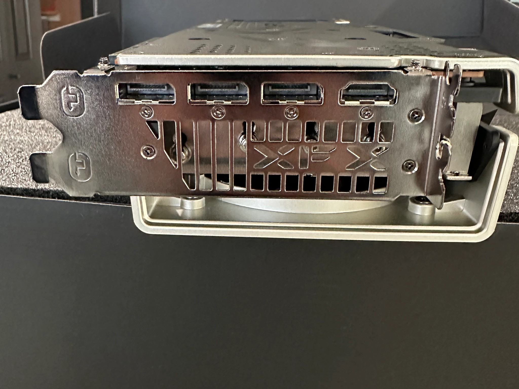 XFX Speedster MERC319 AMD Radeon RX 6900 XT!