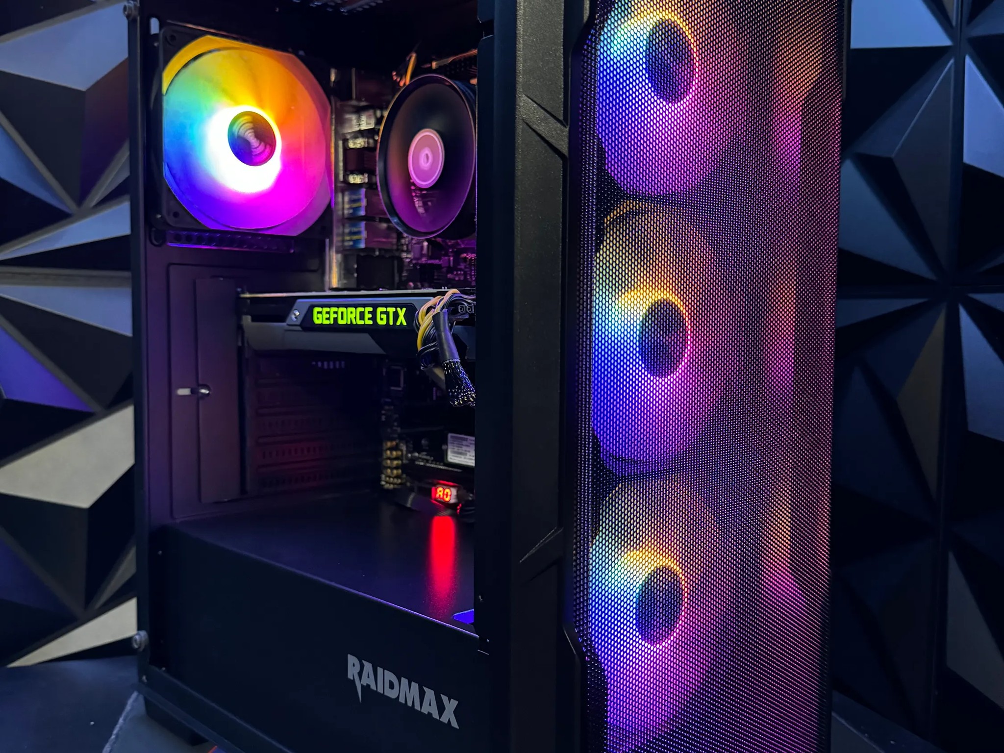 🐈‍⬛.𖥔Budget Baddie🐈‍⬛.𖥔 i5|GTX 780| 16 GB DDR4| Tusker Build 6680