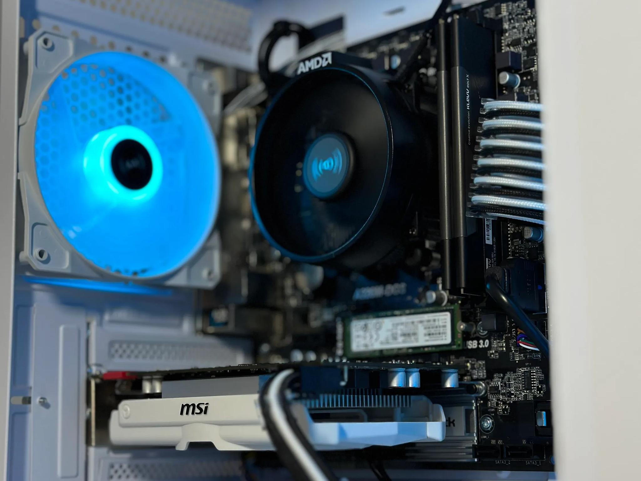 ⬜️White Budget Gaming PC⬜️ Ryzen 3 1200, GTX 950 2GB, 16GB Ram, 1.25TB, WIFI, Fortnite