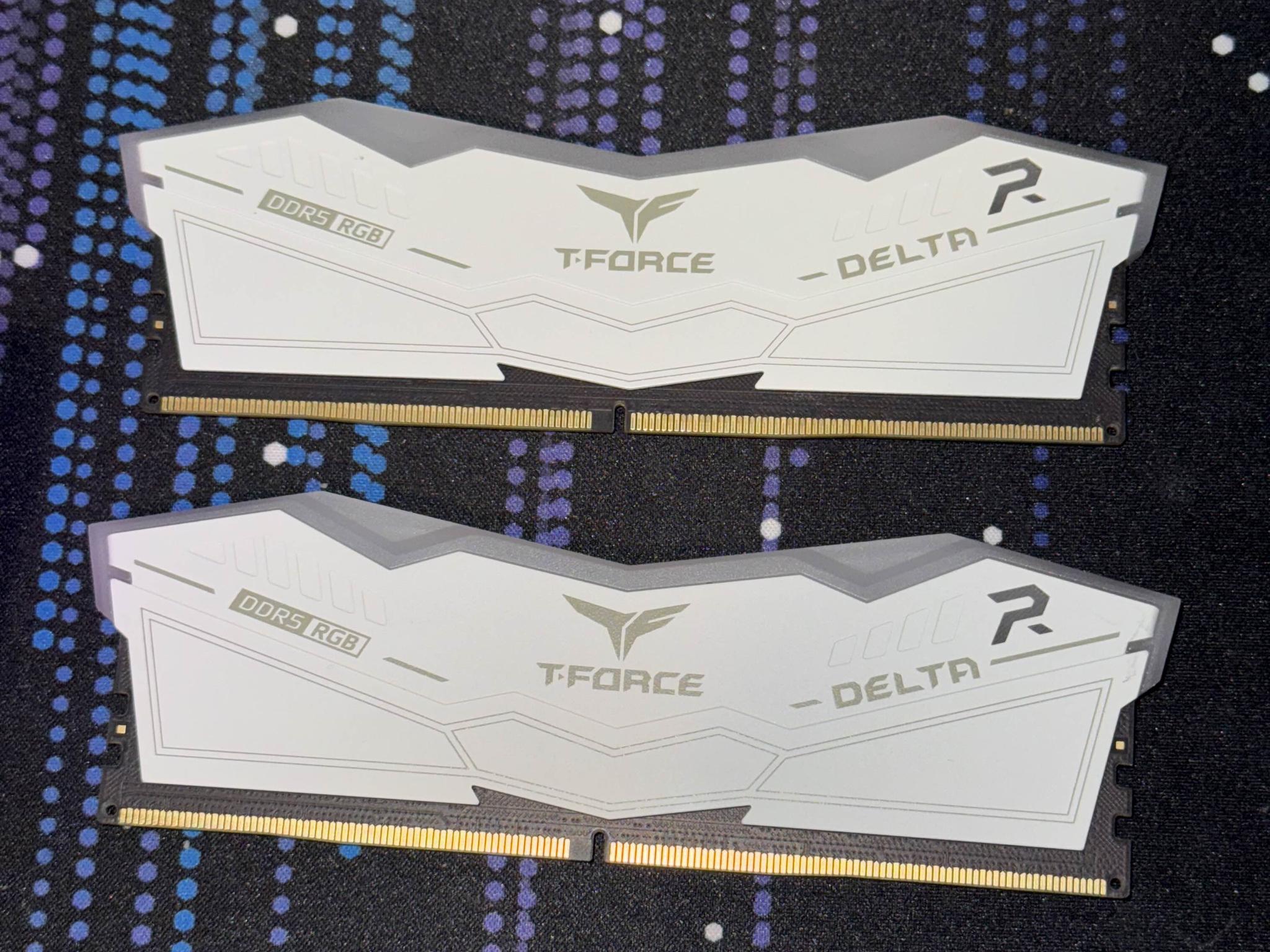 32GB DDR5-6000 (2x16 ) TForce Delta RGB White TeamGroup