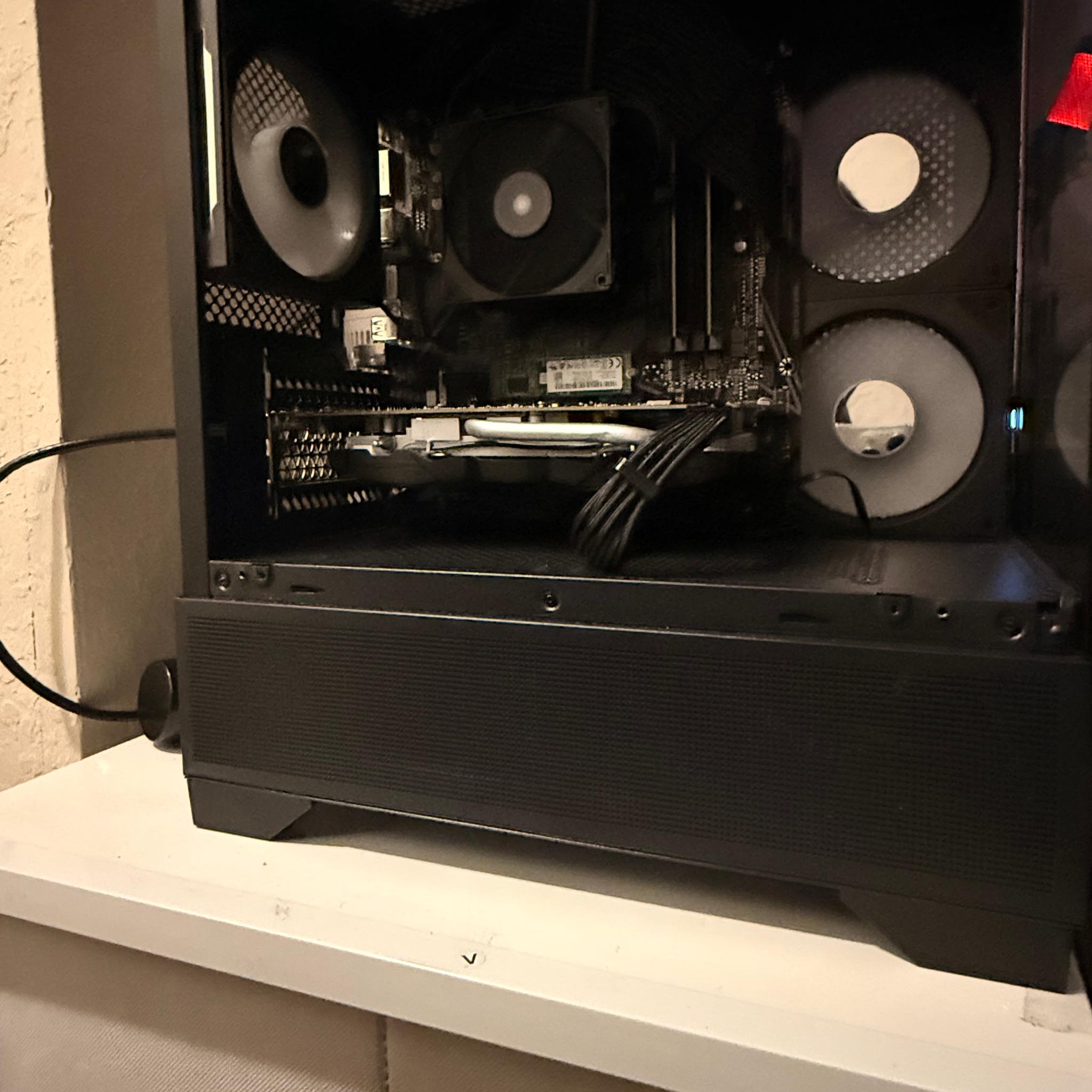 *BEGINNER*|Ryzen 5| 128GB| Radeon RX 580 8GB Custom Gaming PC - Ryzen 5 2400G