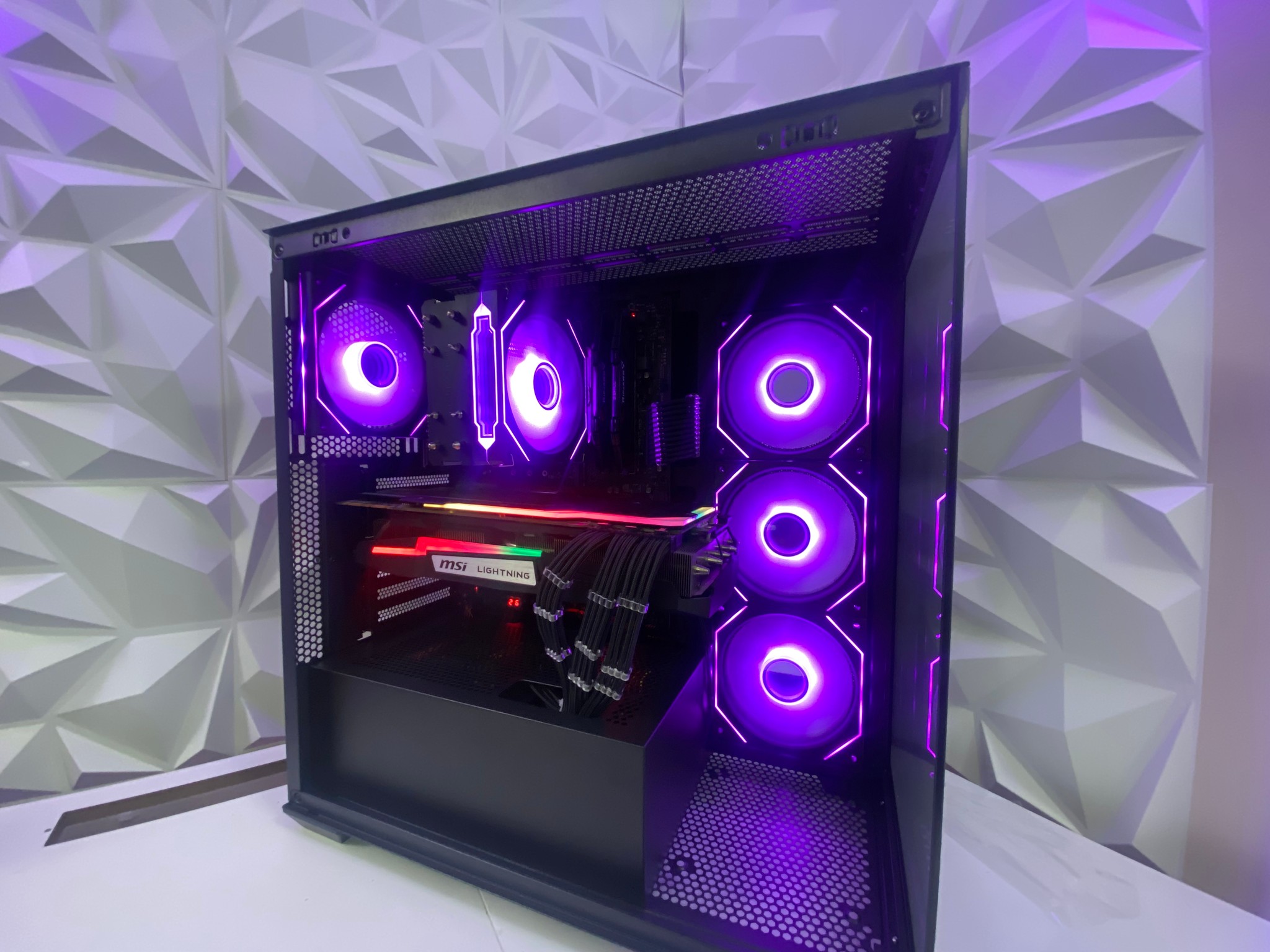 New Year New PC | intel i7 8700K| GTX 1080 Ti 11GB| 16GB DDR4| 500GB Storage | Win11| Free Shipping!
