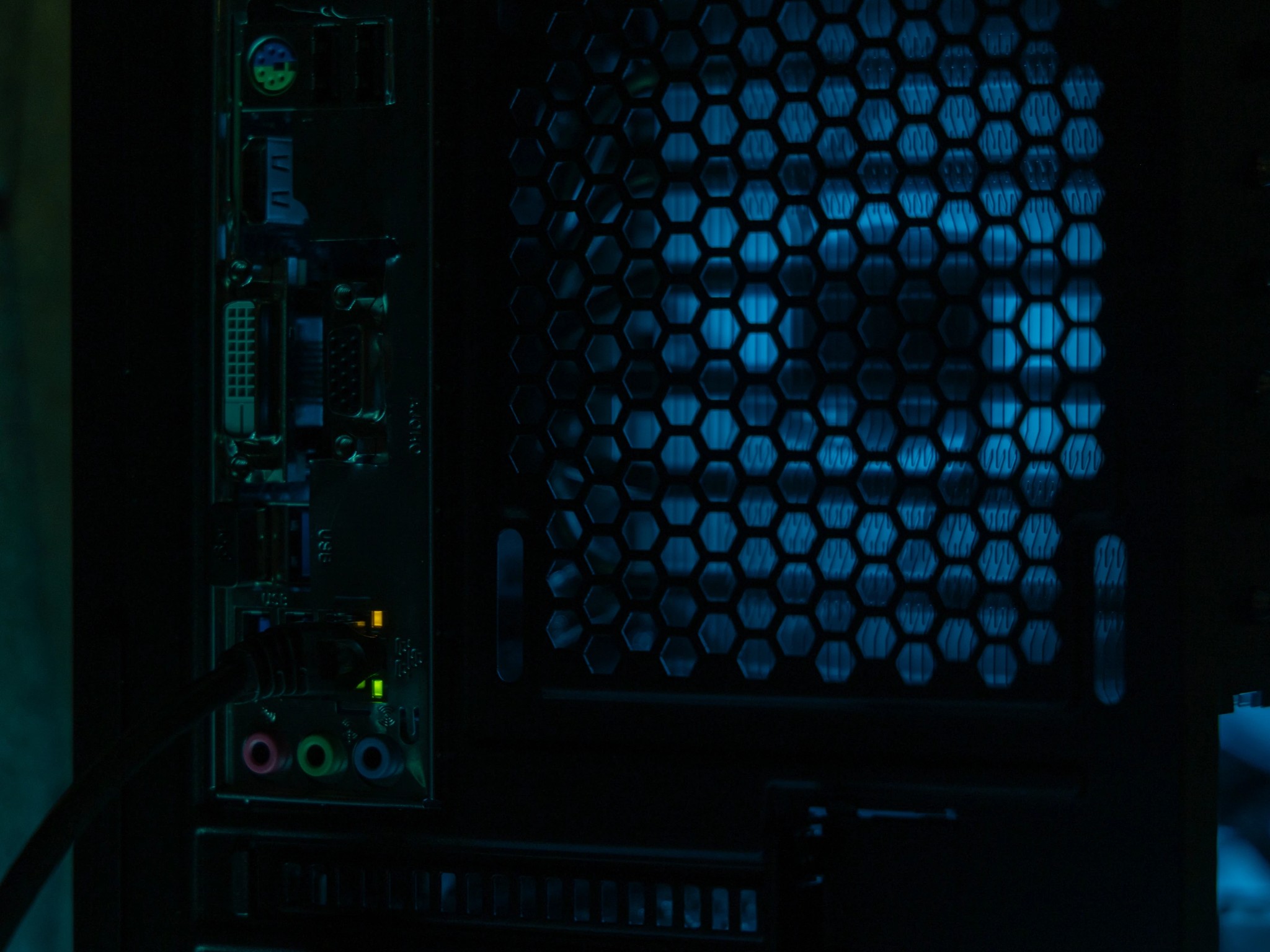 💀 Banshee 💀 GTX 1660 Super / AMD R5 3600 / 500GB NVME / 16GB DDR4 RAM / Air Cooler / W11 Pro