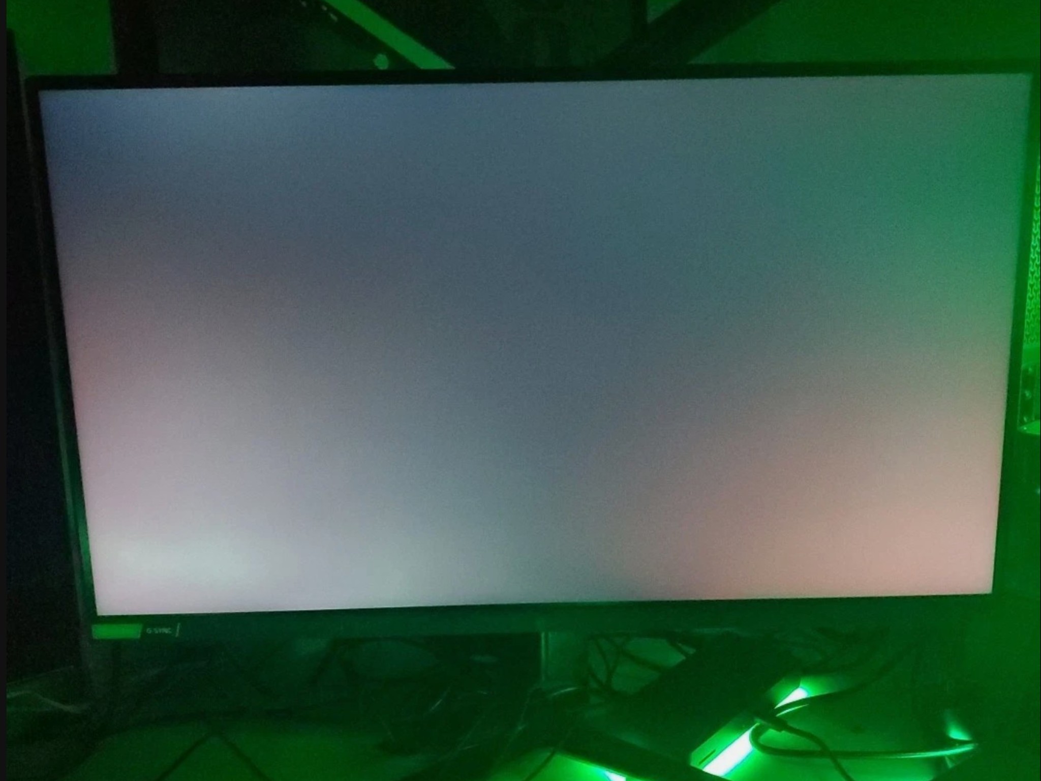 LG UltraGear 27GP850-B 27" 2k QHD 2k 180Hz OC Nano IPS Gaming Monitor w/ ORG box