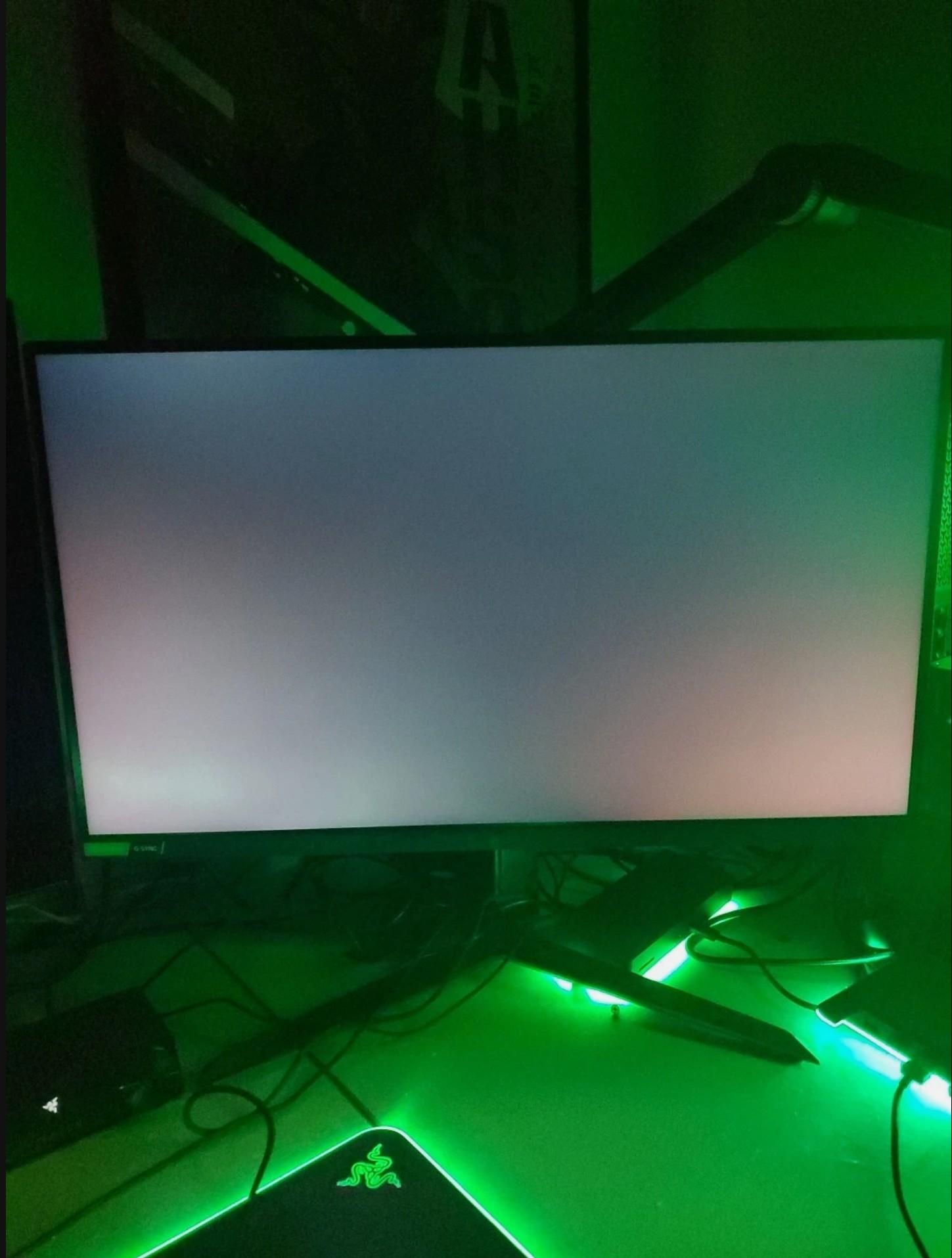 LG UltraGear 27GP850-B 27" 2k QHD 2k 180Hz OC Nano IPS Gaming Monitor w/ ORG box