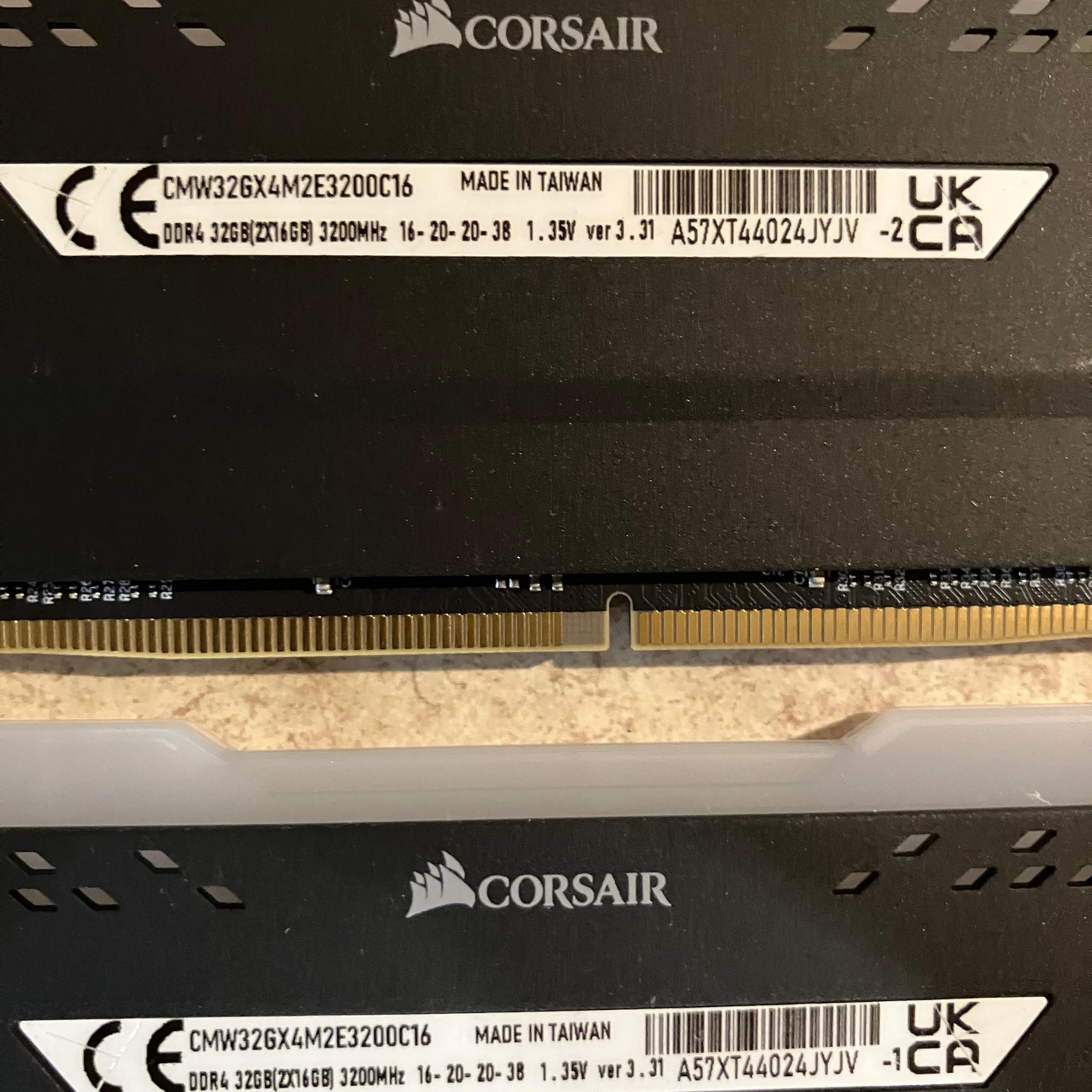 Corsair Vengeance RGB PRO 32GB DDR4 (2x16GB)
