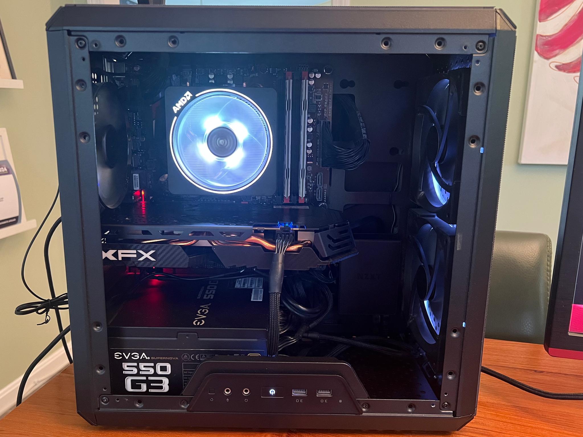 RX 580 8GB | Ryzen 7 2700x | 1 TB NVMe SSD - Used Gaming PC