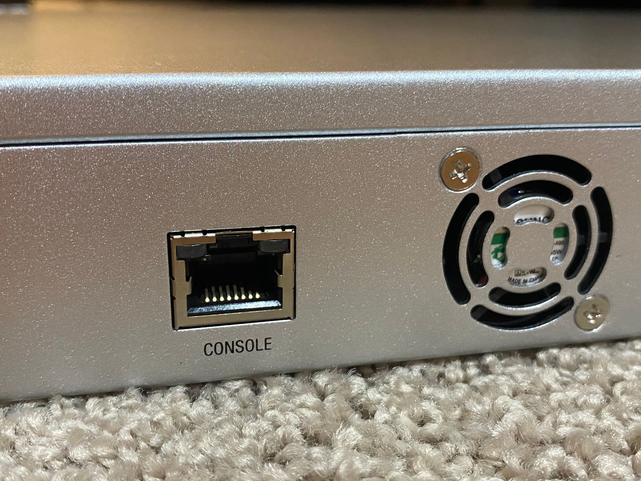 Ubiquiti UniFi US-48 48-Port Switch | NON-PoE | 2x SFP+ 10G + 2x SFP | Rackmount | Tested
