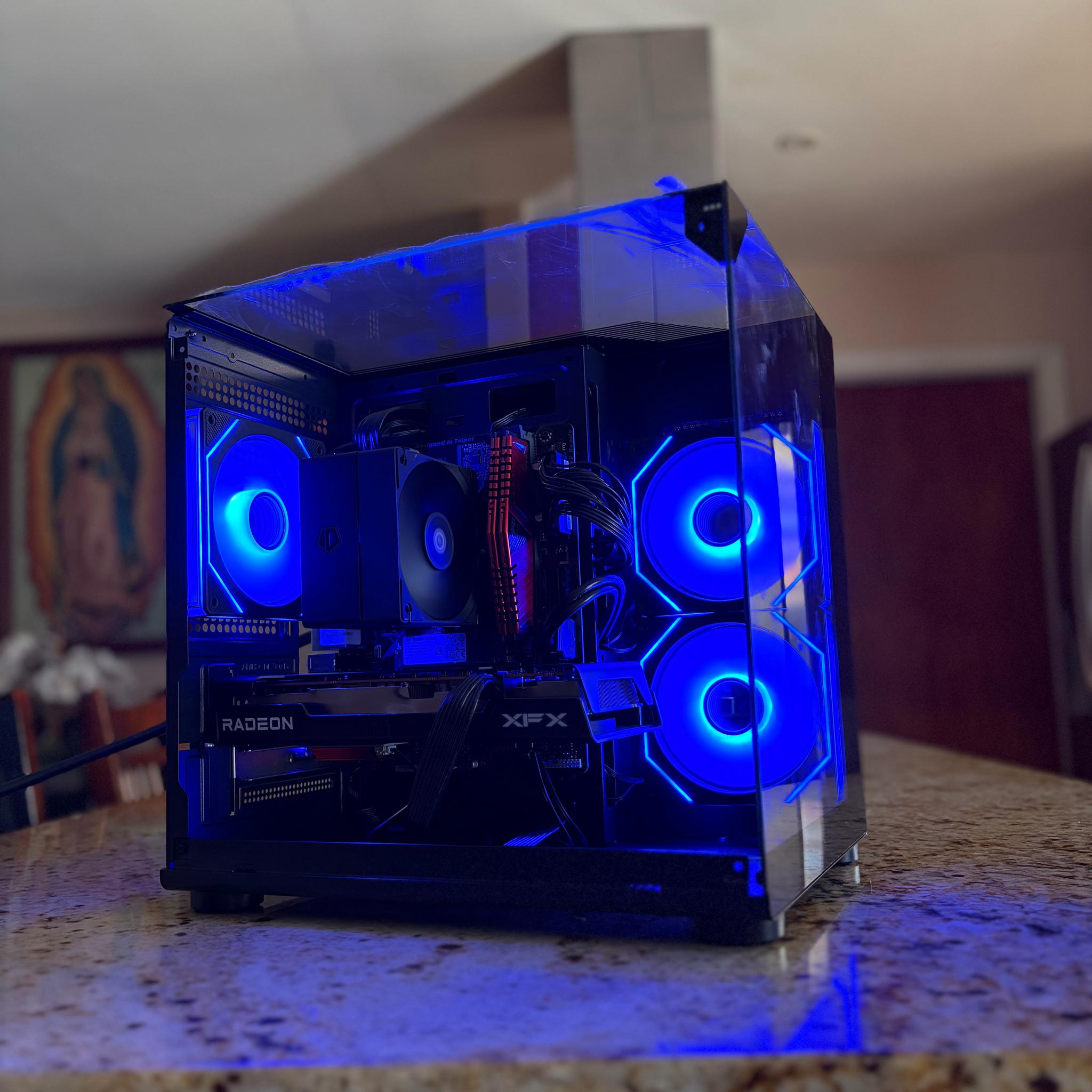 Black Gaming PC | RX 6600XT 8GB | INTEL 7-8700 | 16GB RAM | 500GB NVME SSD | Wi-Fi + Bluetooth Pcie