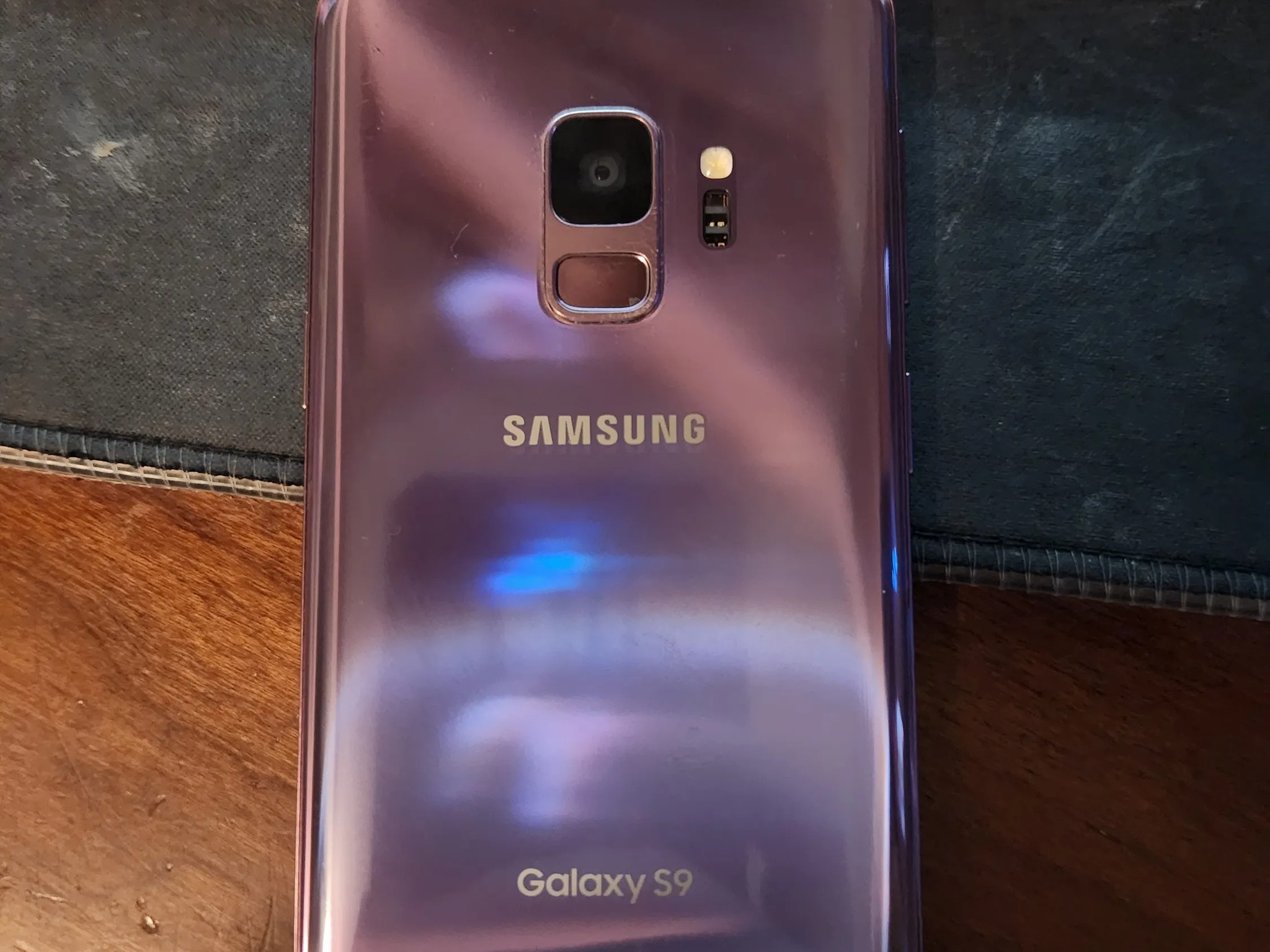 Samsung Galaxy s9 unlocked 64gb storage in purple