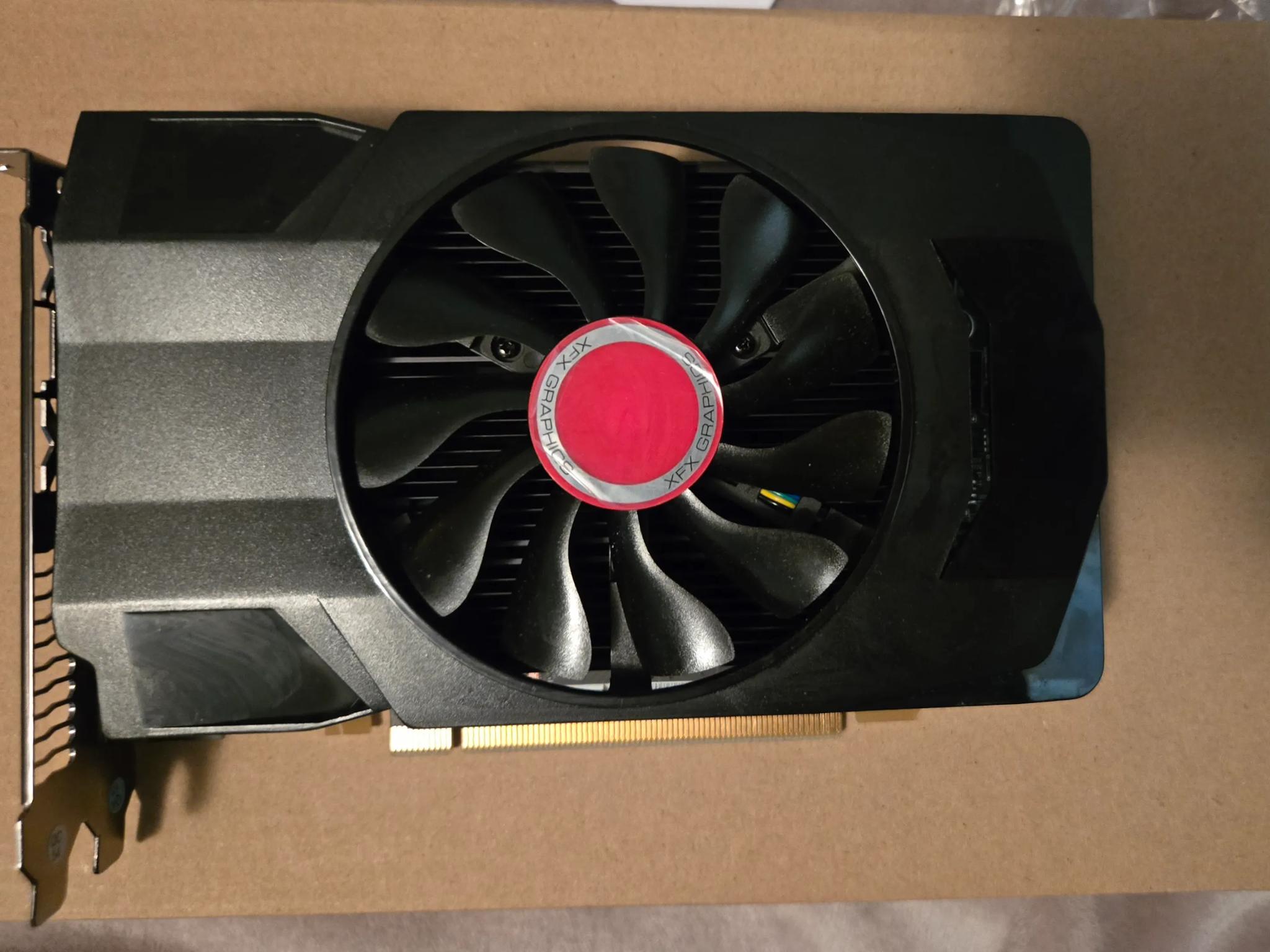 XFX RX560 Radeon 4GB