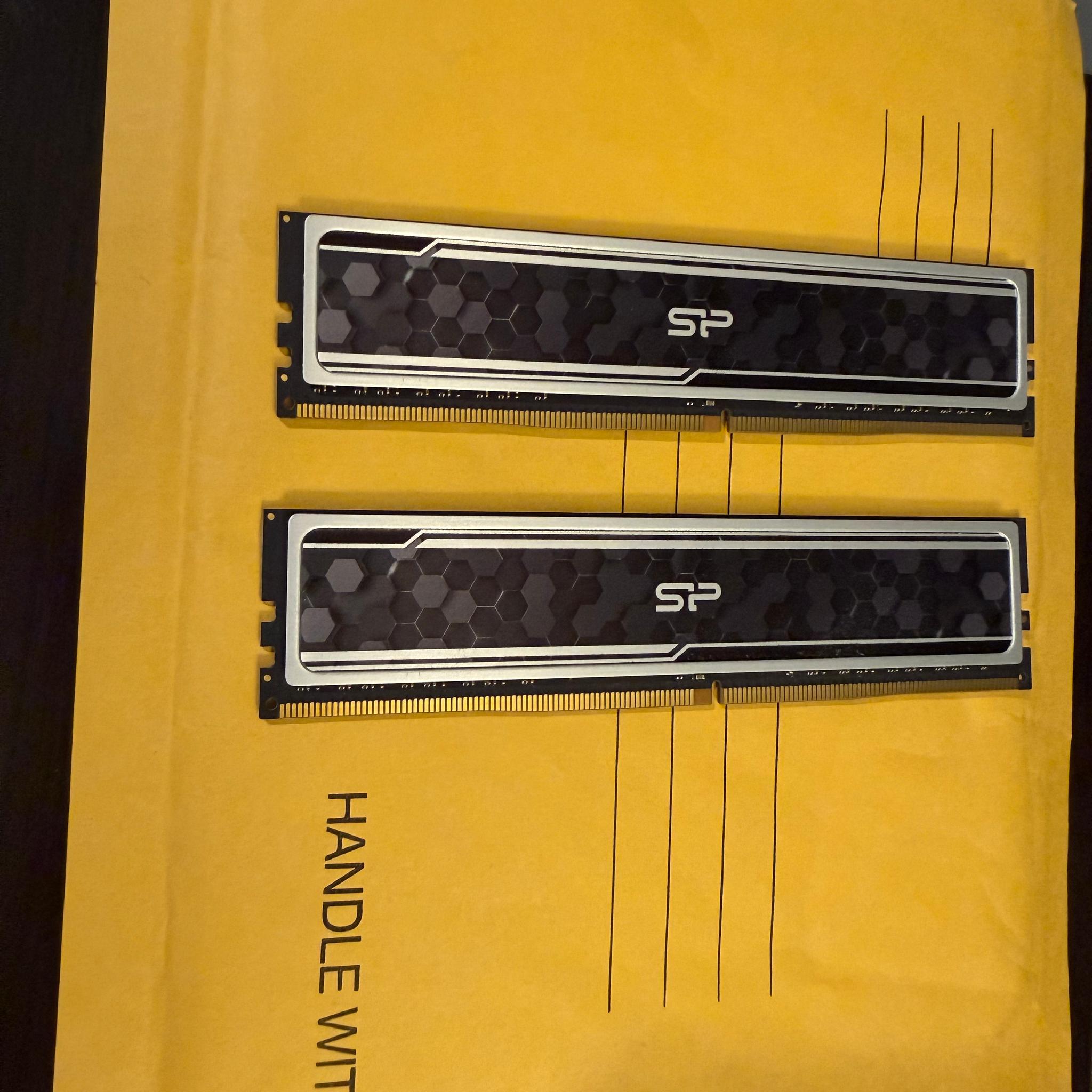 16GB DDR4 3200